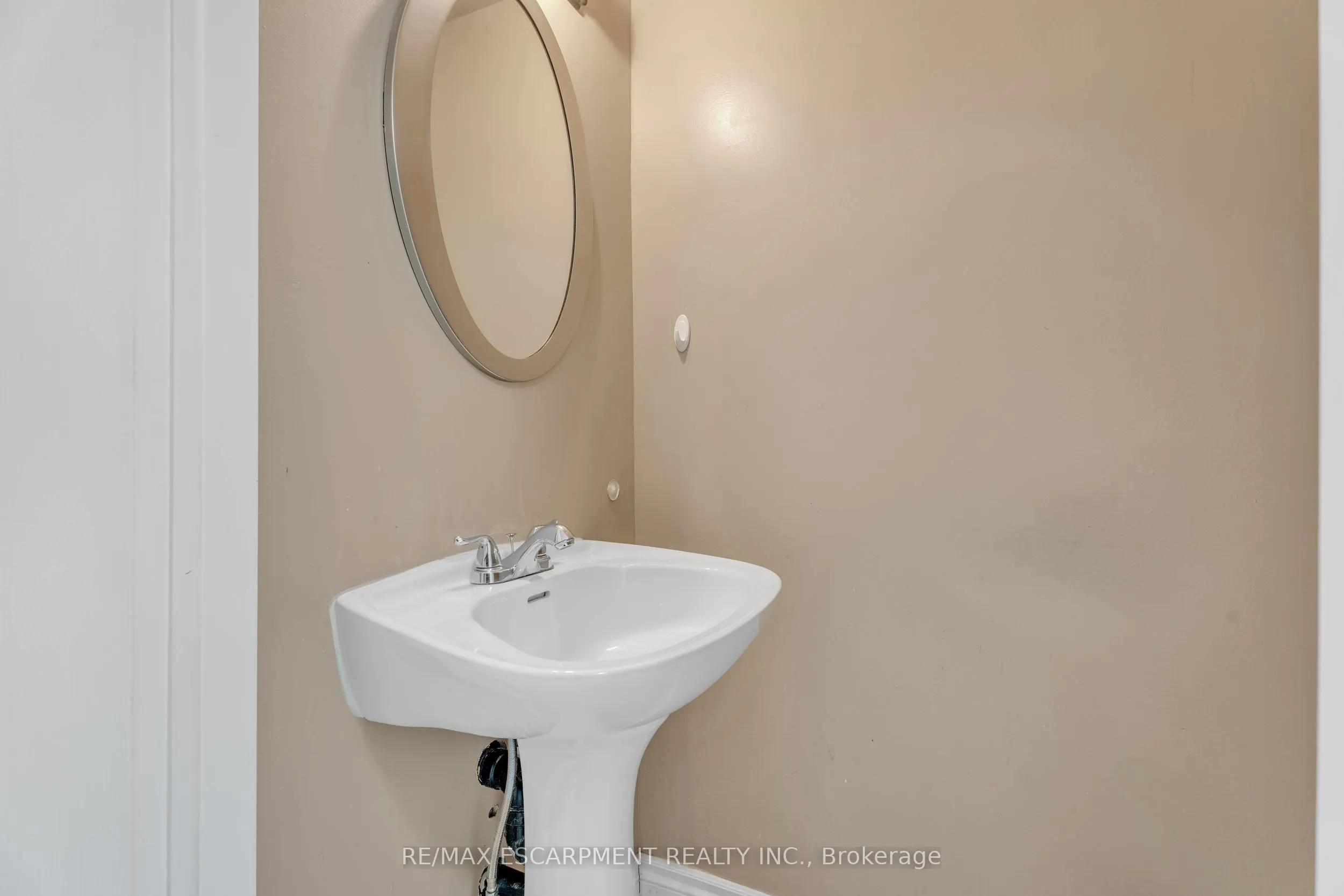 1025 Upper Gage Avenue, #3