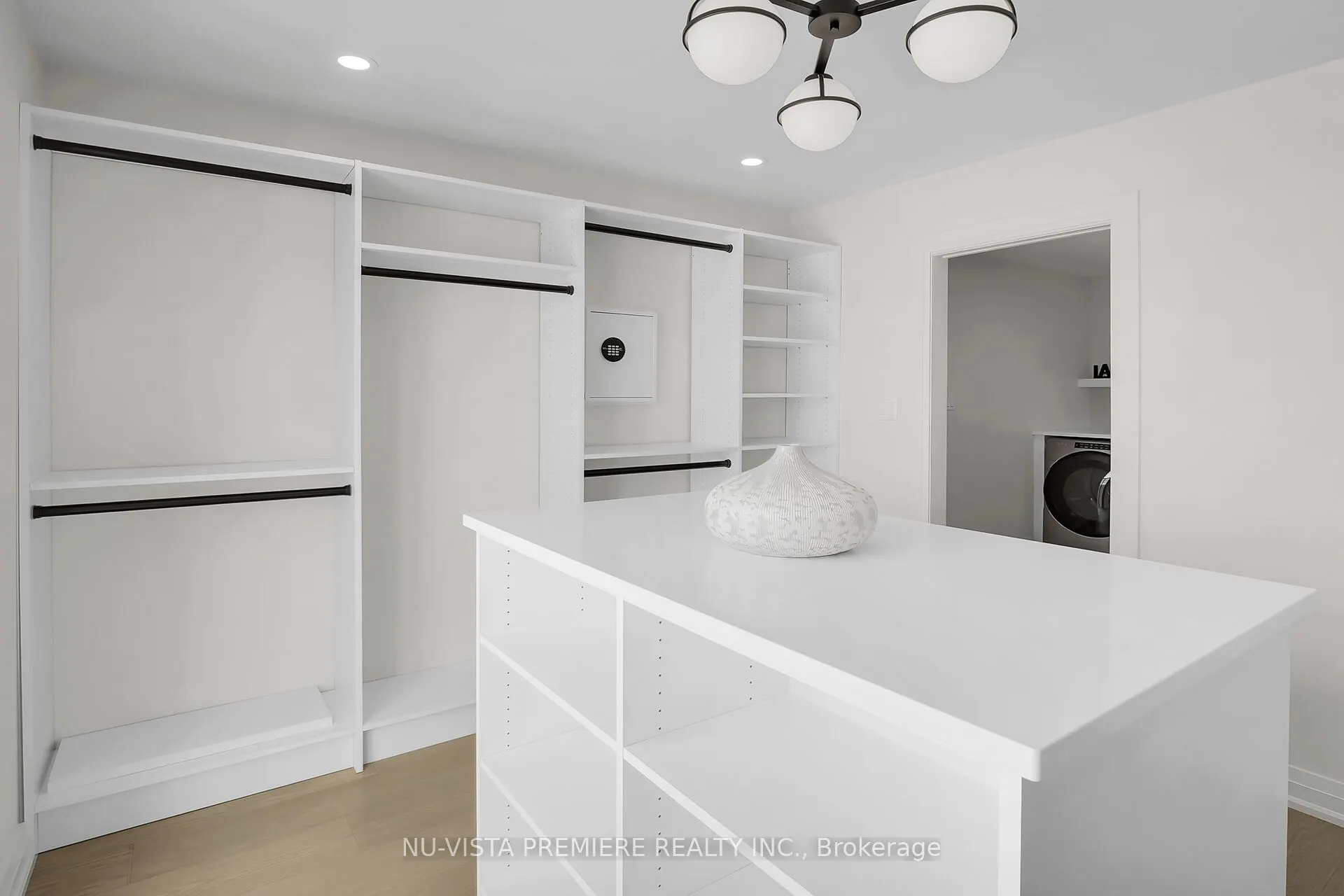 7301 Silver Creek Circle