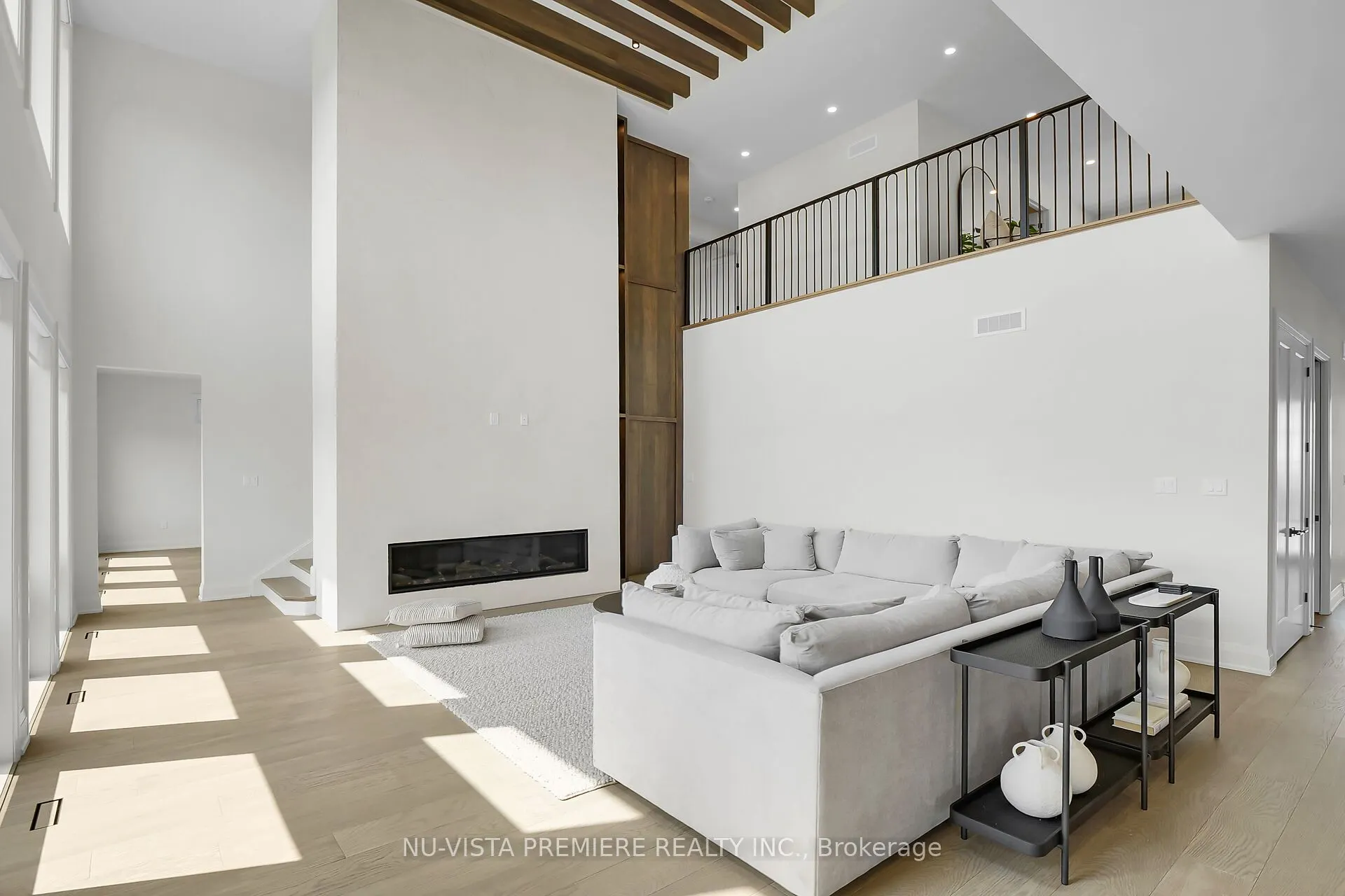 7301 Silver Creek Circle