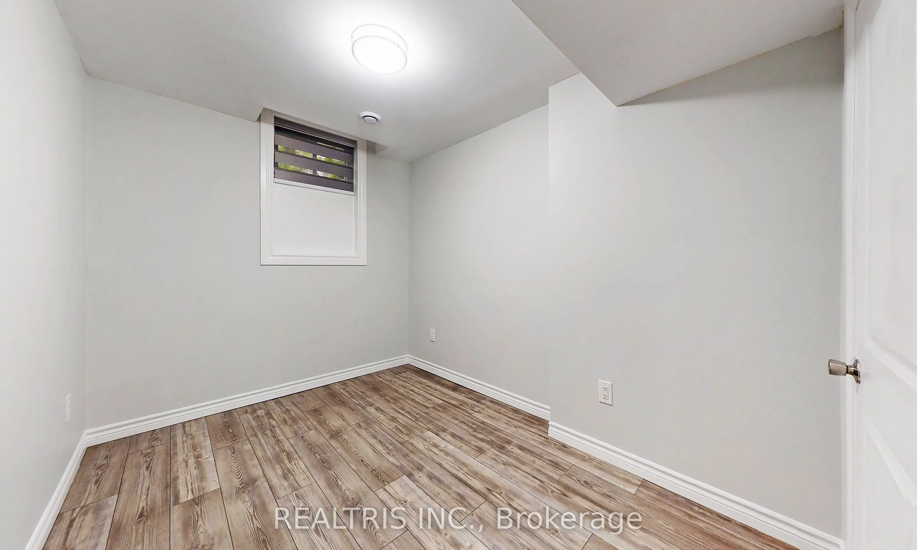 85 Eaglecrest Street, #Lower