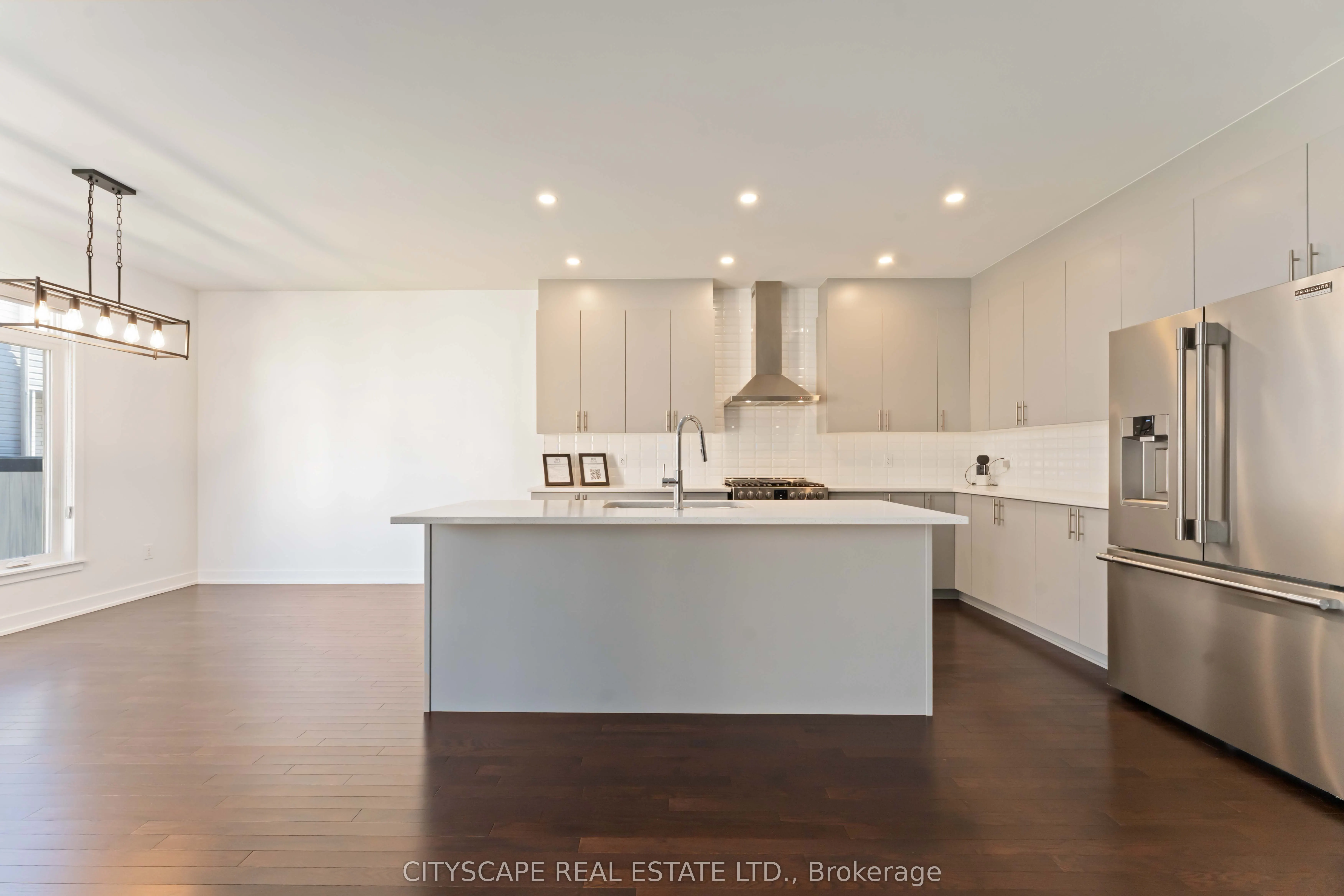 617 Kenabeek Terrace