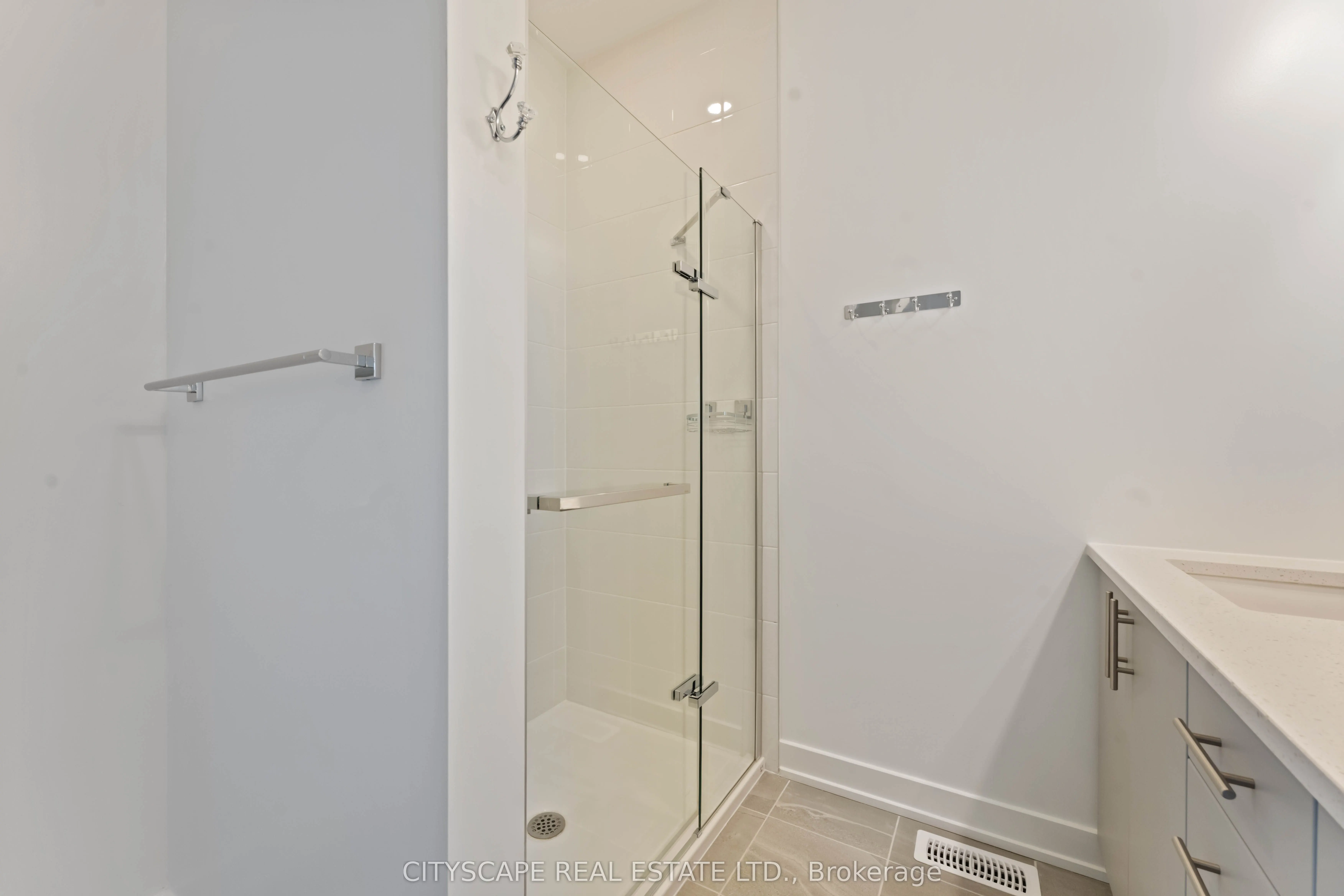 617 Kenabeek Terrace