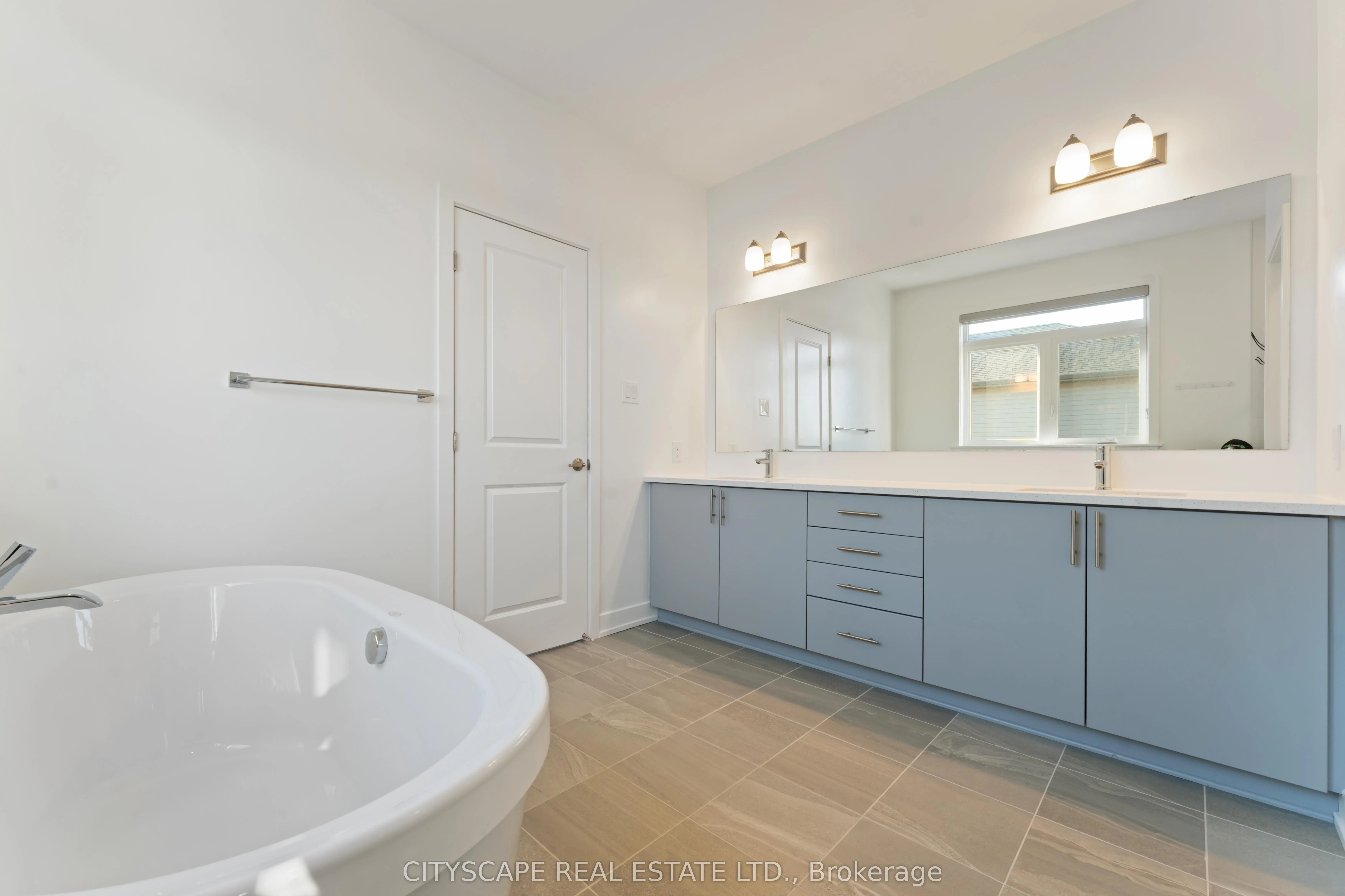 617 Kenabeek Terrace