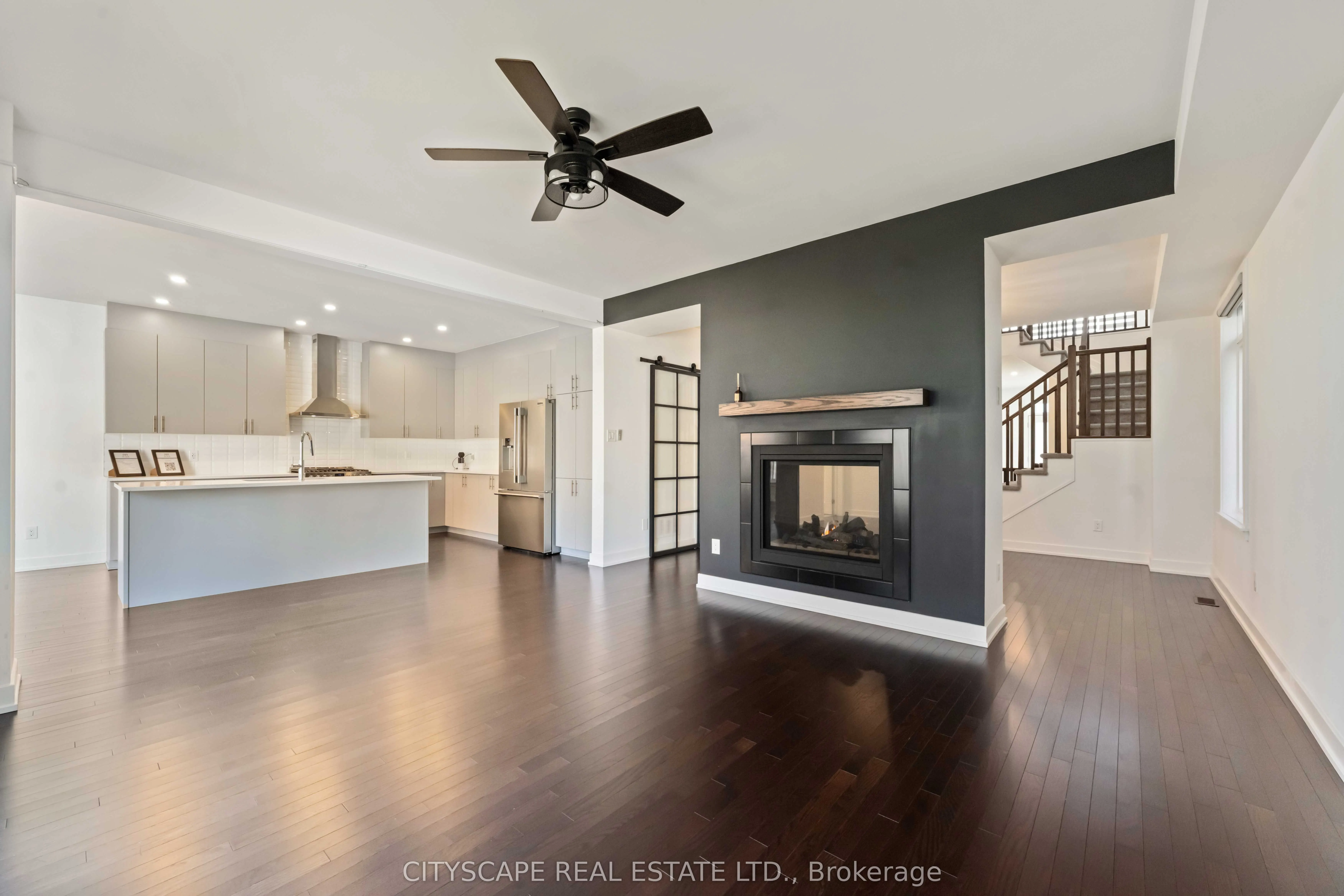 617 Kenabeek Terrace