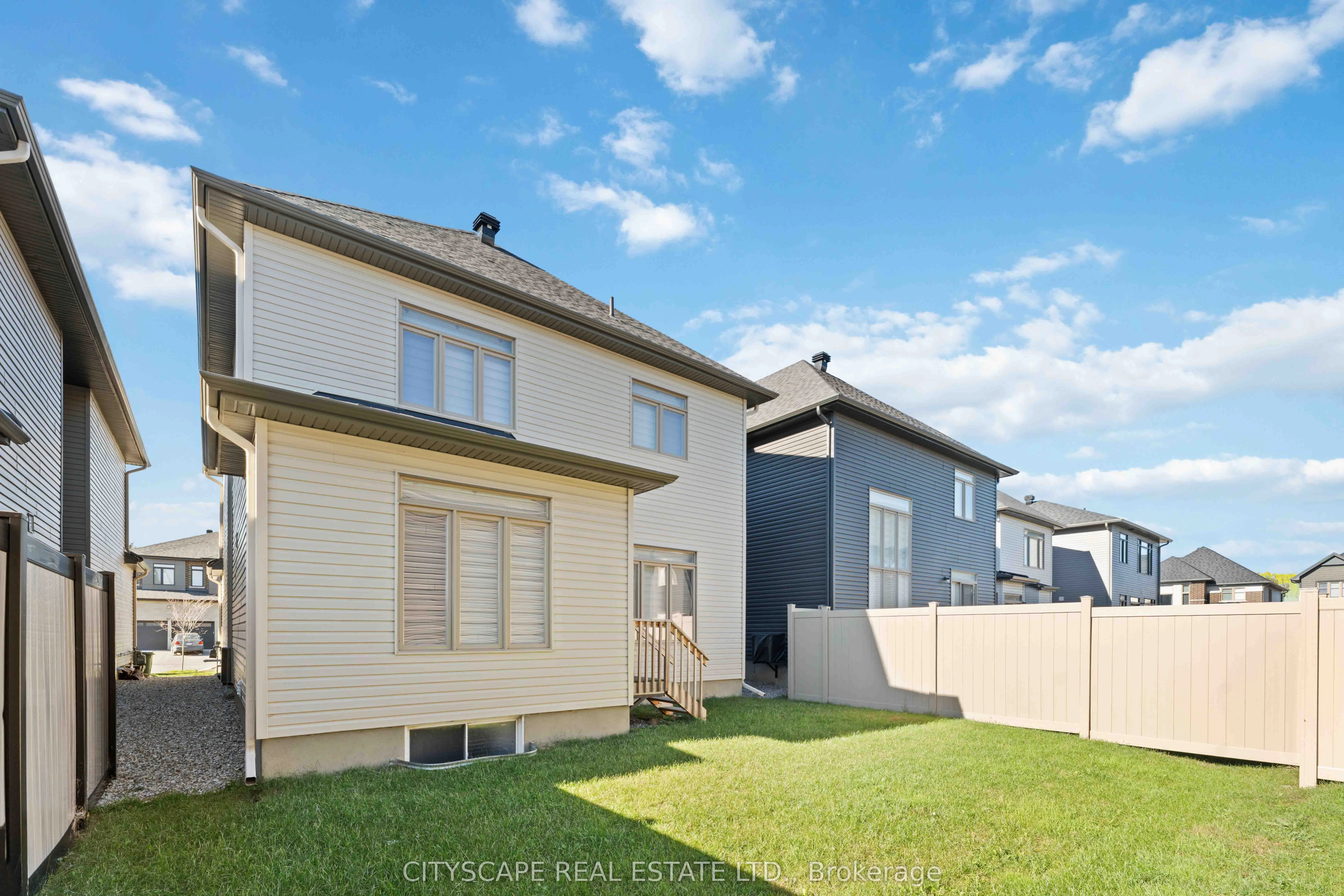 617 Kenabeek Terrace