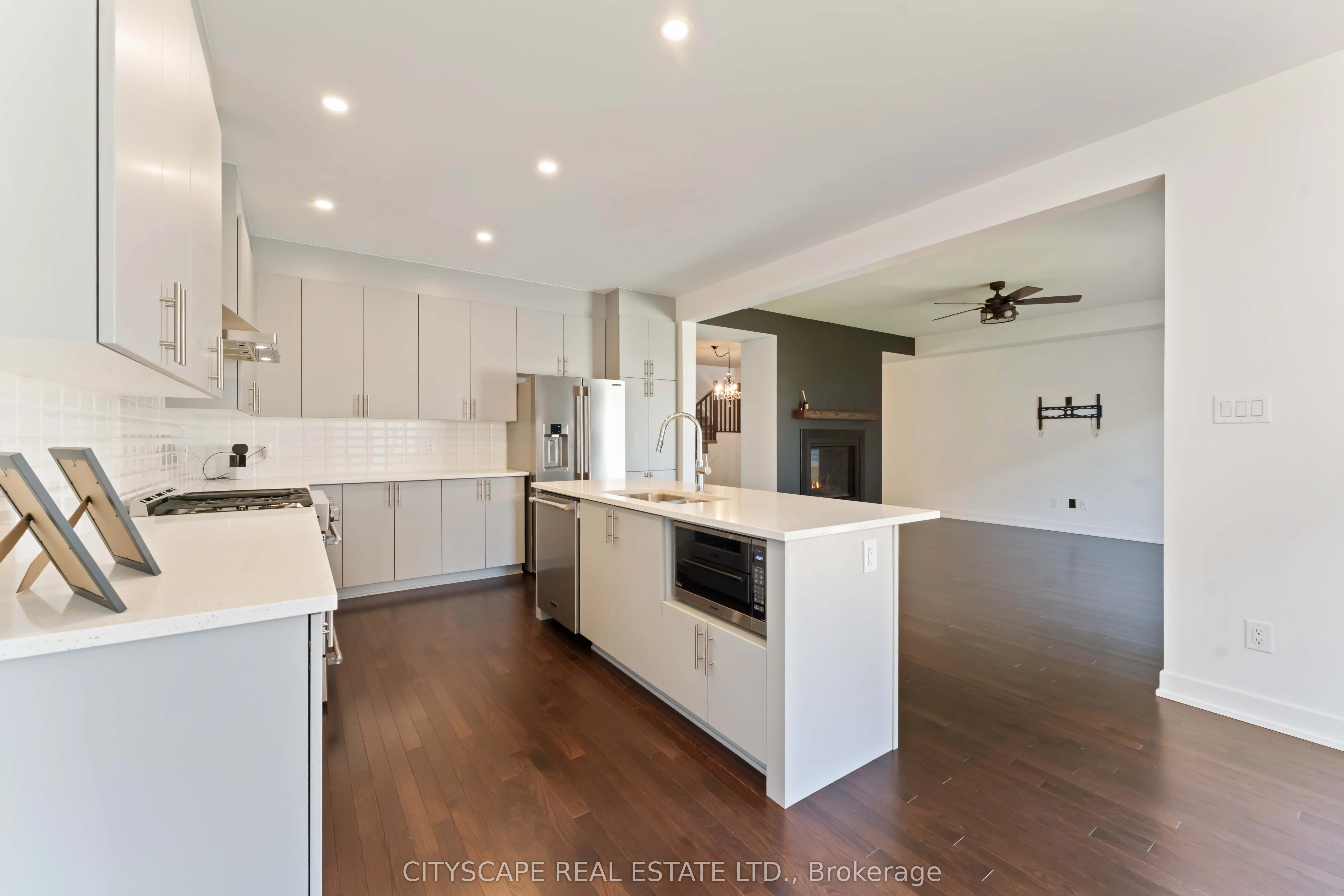 617 Kenabeek Terrace