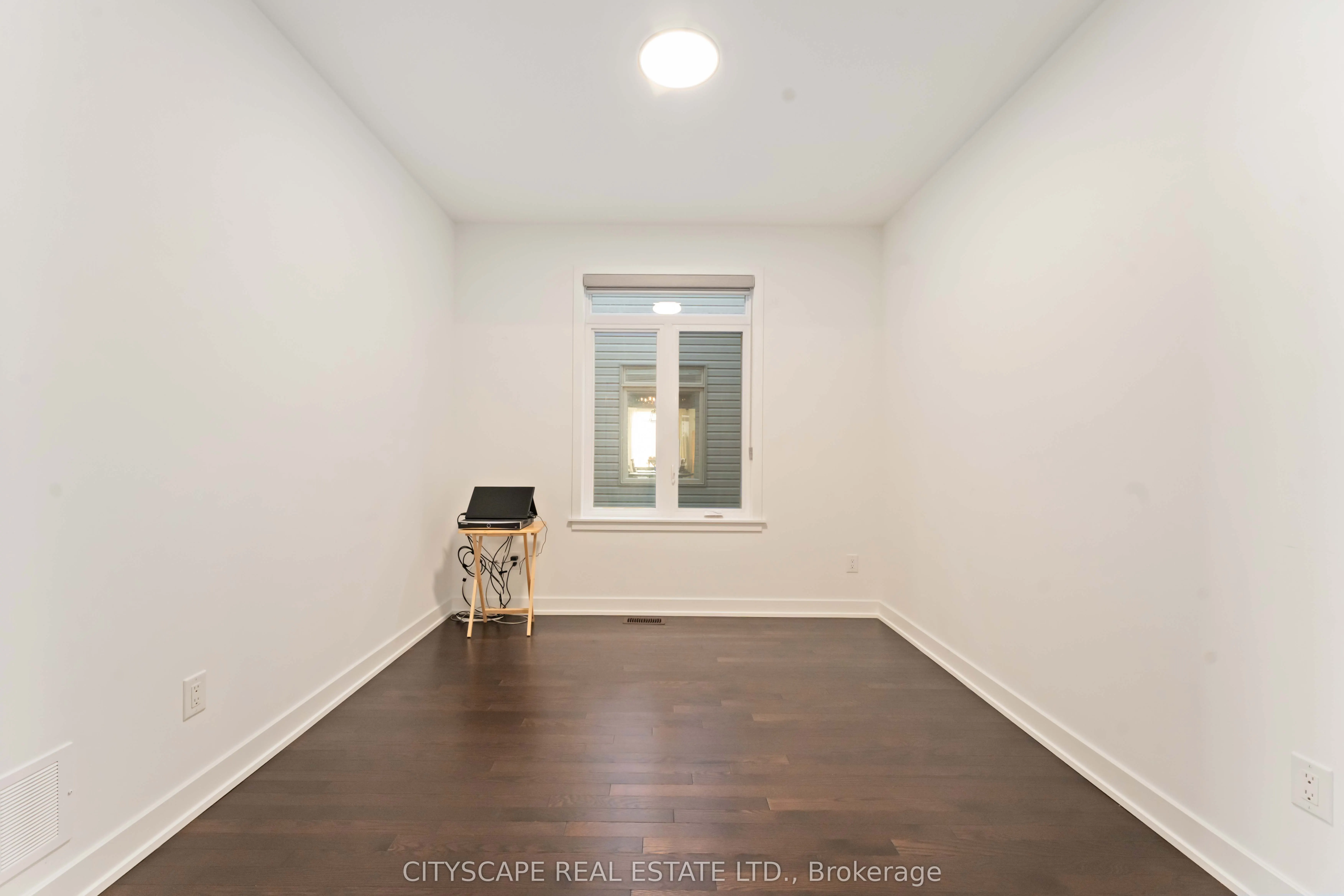 617 Kenabeek Terrace