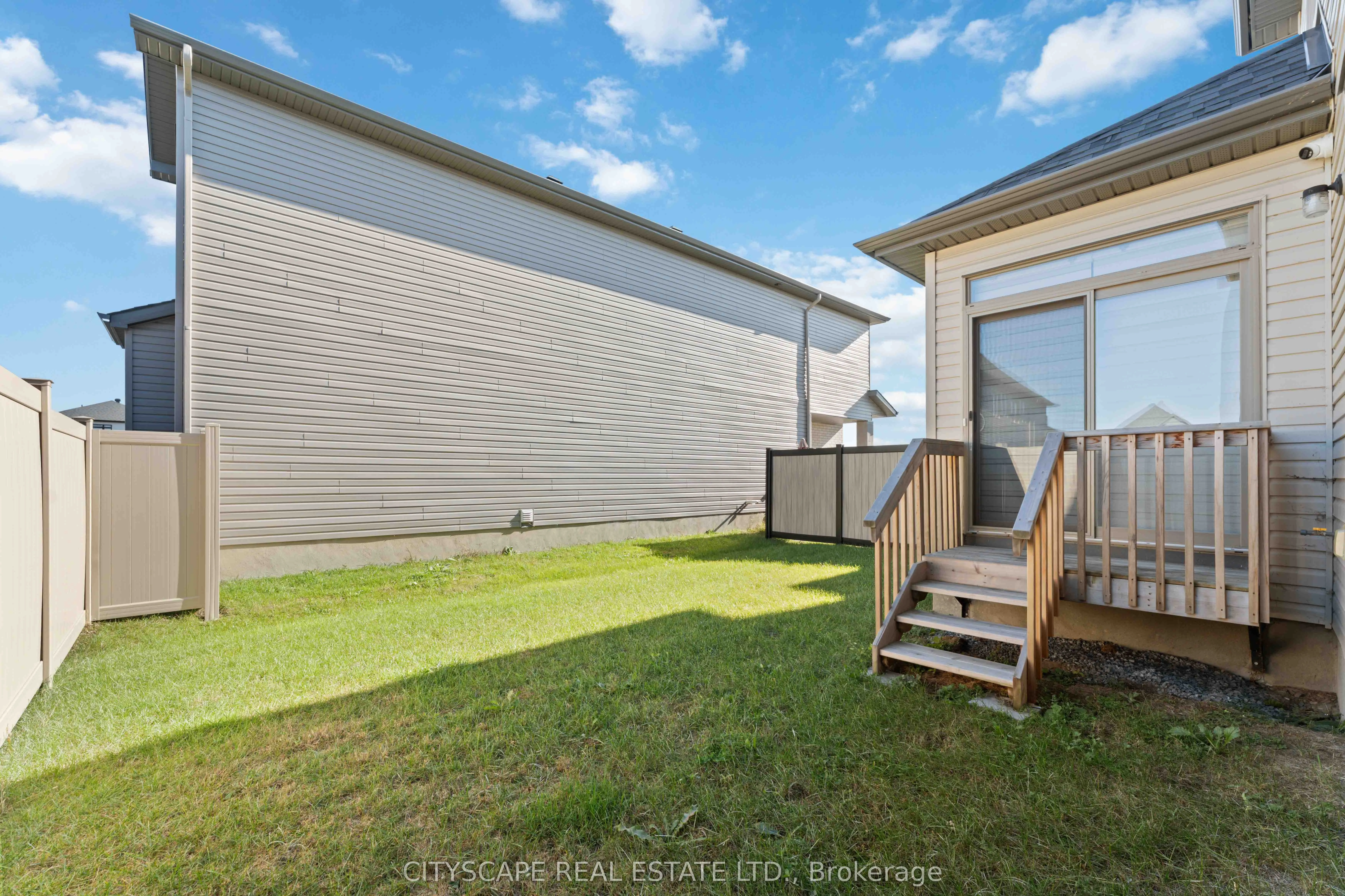 617 Kenabeek Terrace