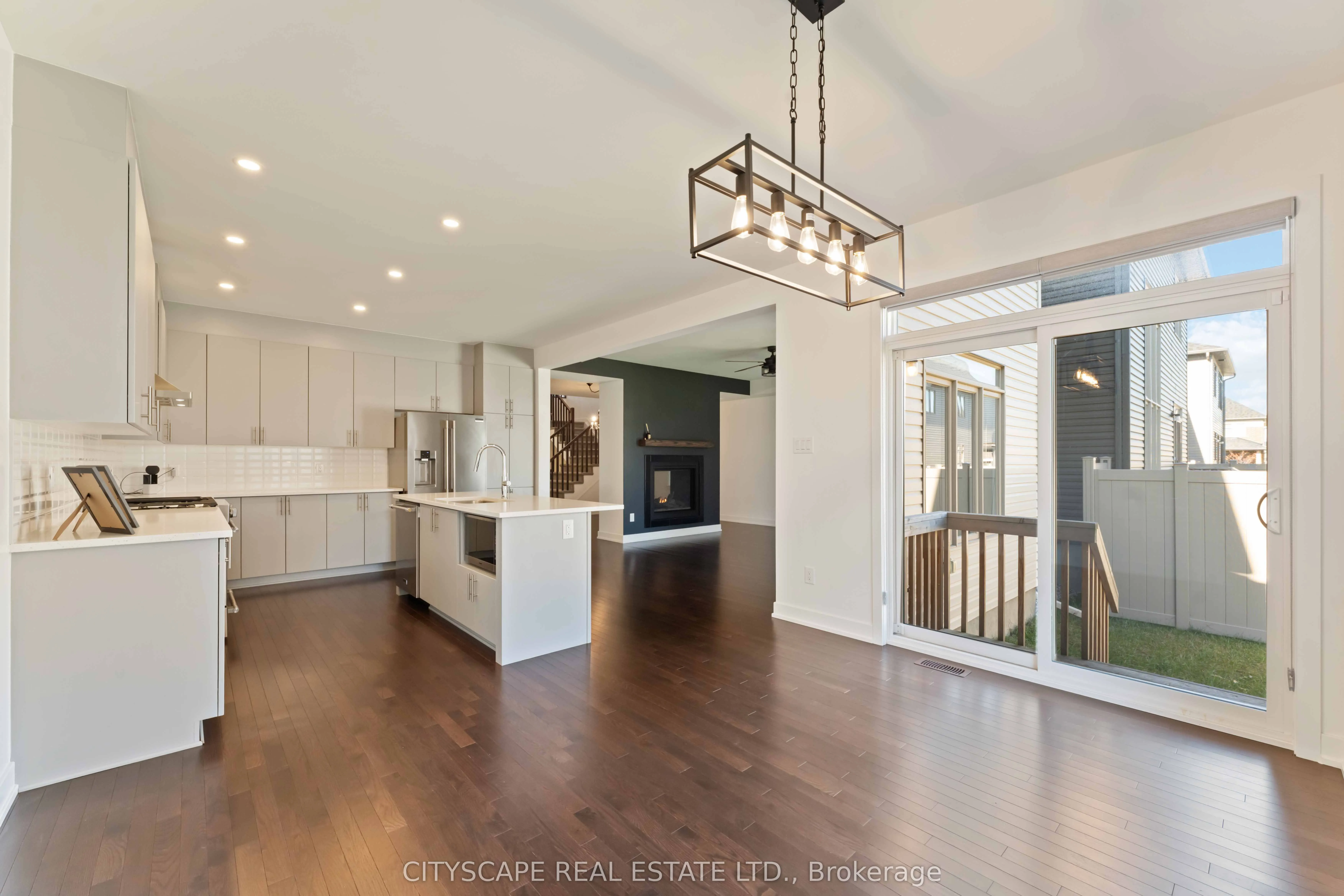 617 Kenabeek Terrace