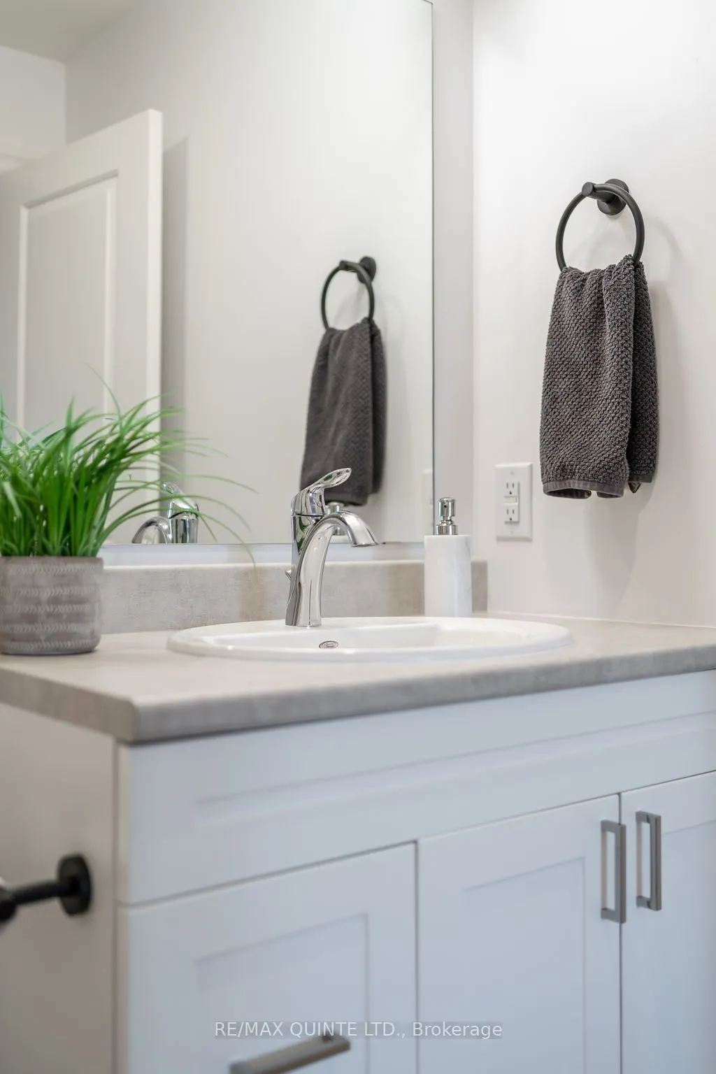 36 Campbell Crescent