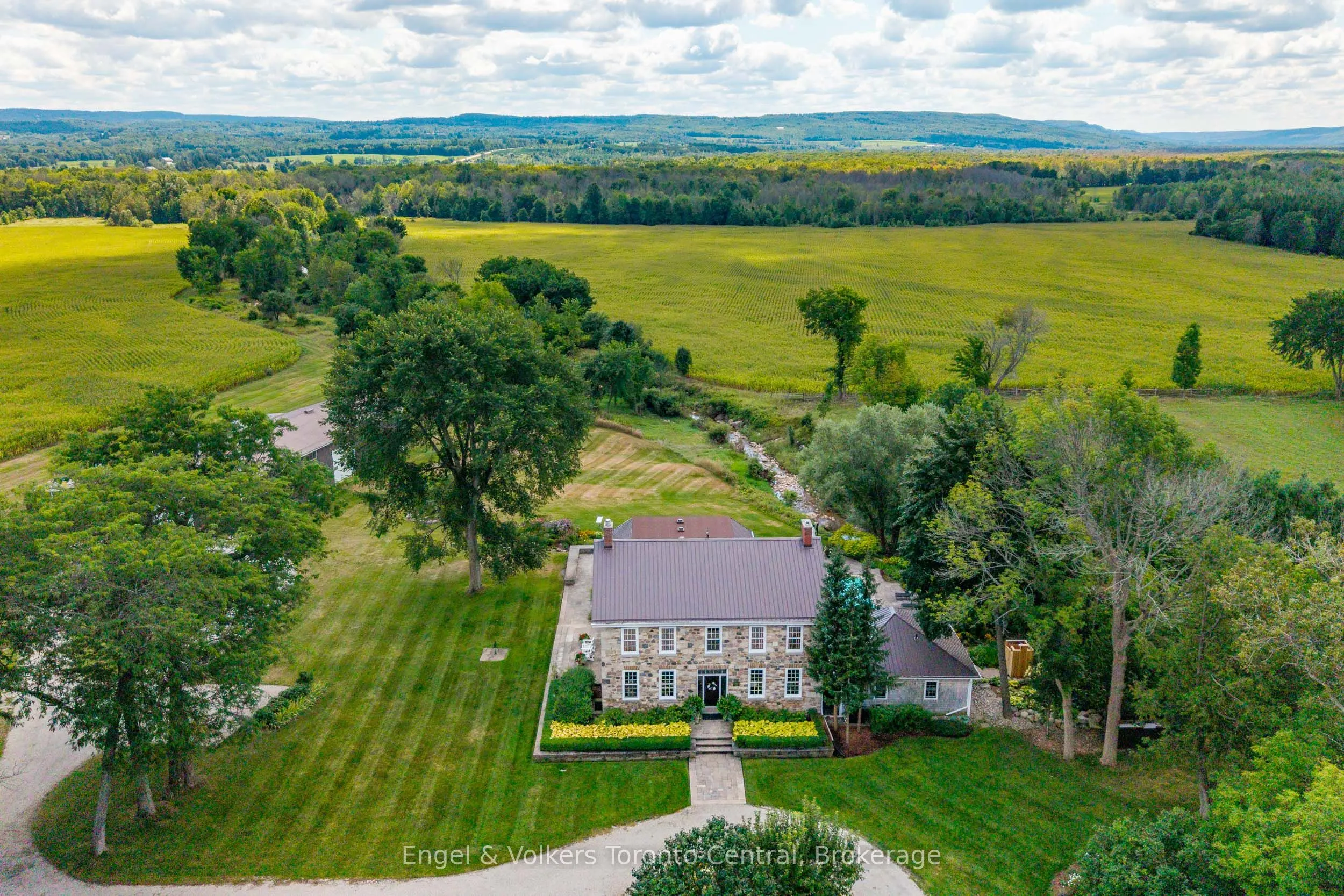 727070 Side Rd 22C Side Road W