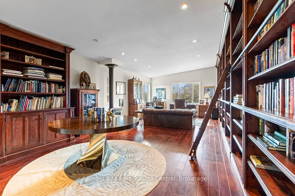 727070 Side Rd 22C Side Road W