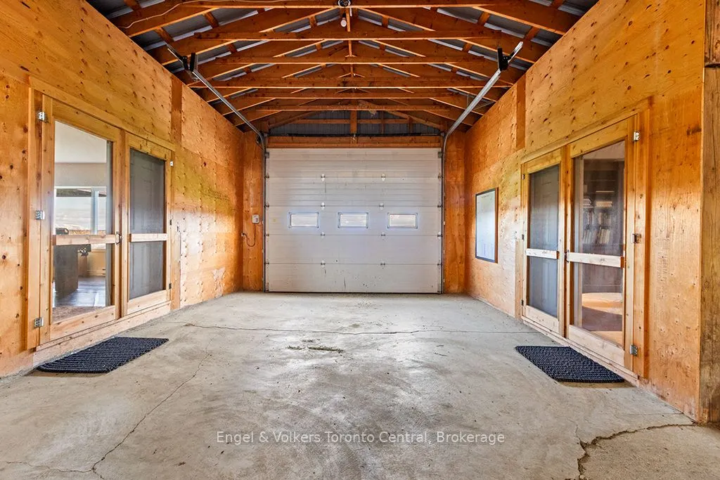 727070 Side Rd 22C Side Road W