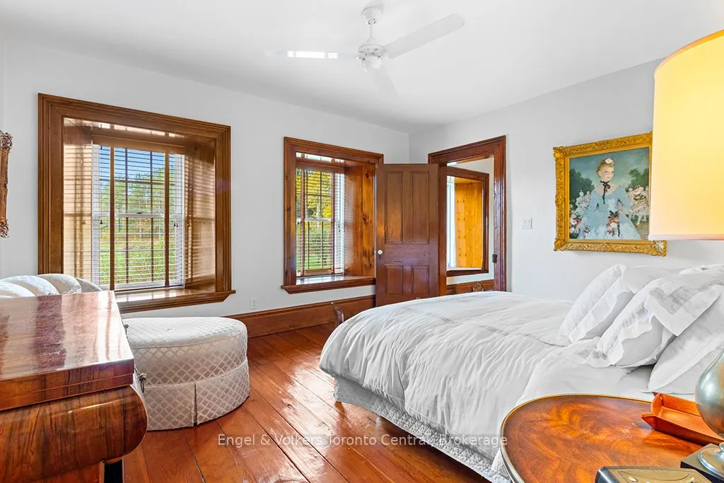 727070 Side Rd 22C Side Road W