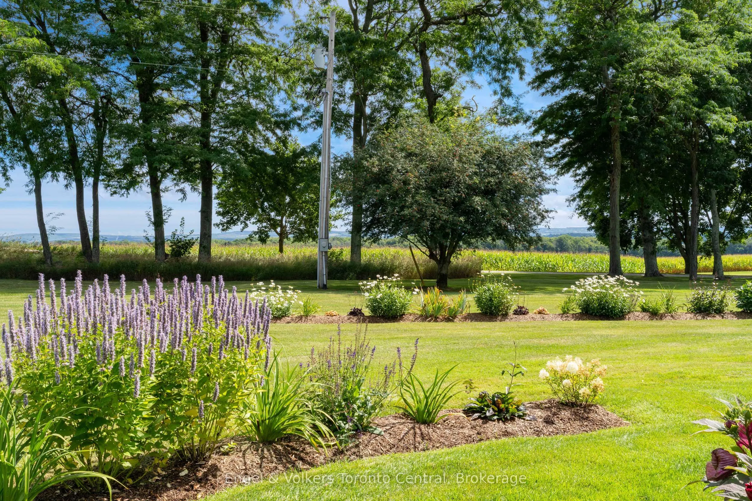 727070 Side Rd 22C Side Road W