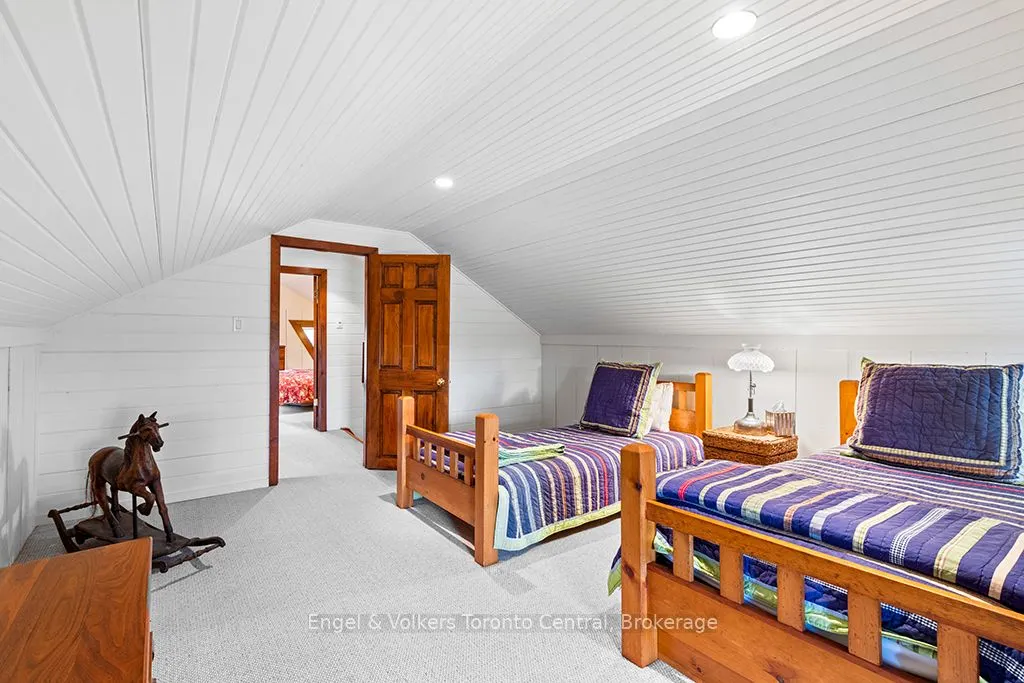 727070 Side Rd 22C Side Road W