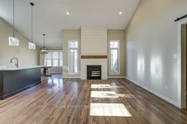 125 Old Field Lane S