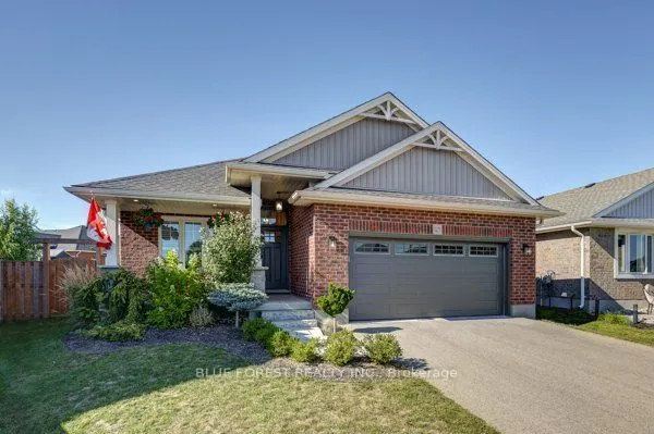 125 Old Field Lane S