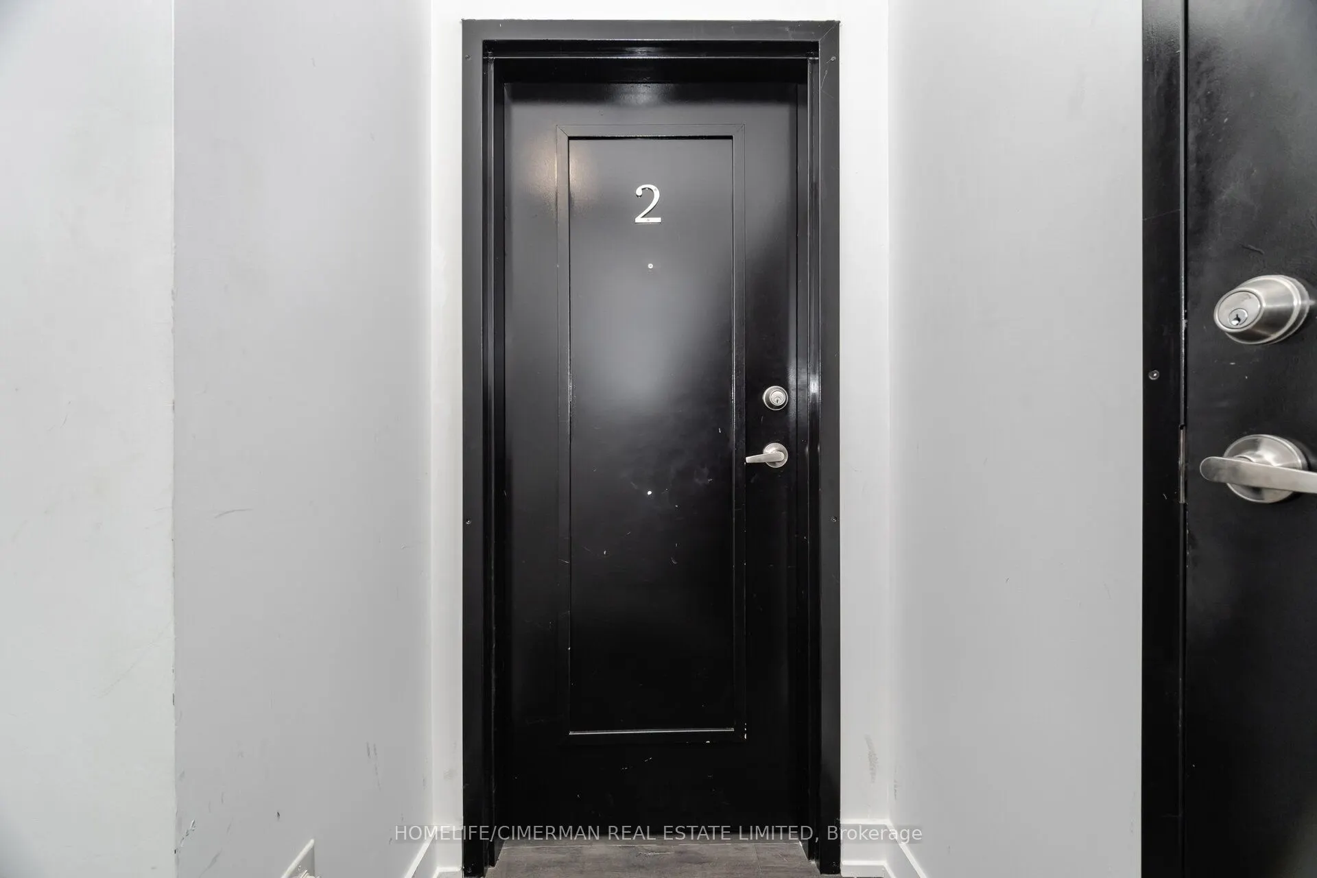 67 West Avenue N, #Unit #2 - Second Floor