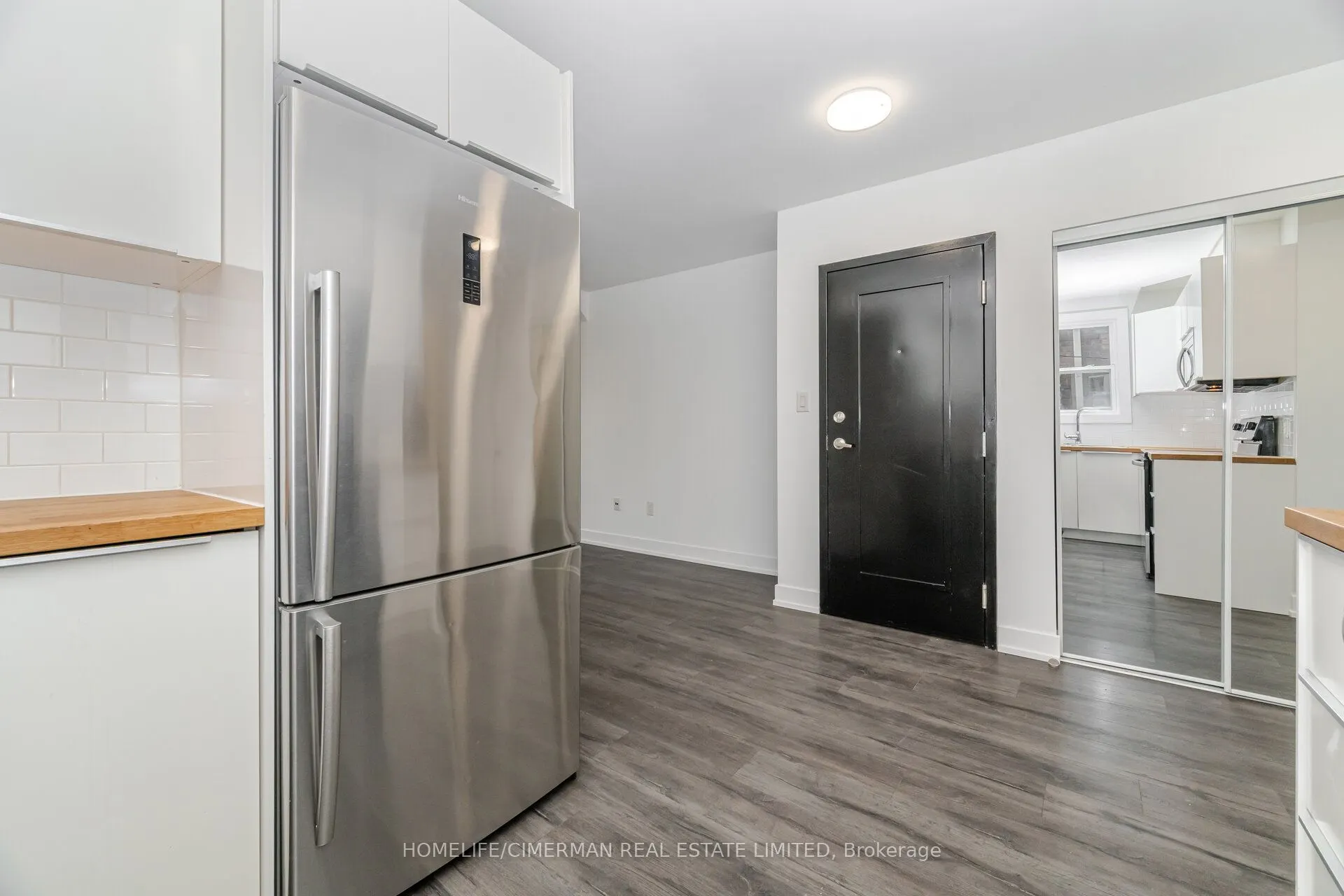 67 West Avenue N, #Unit #2 - Second Floor