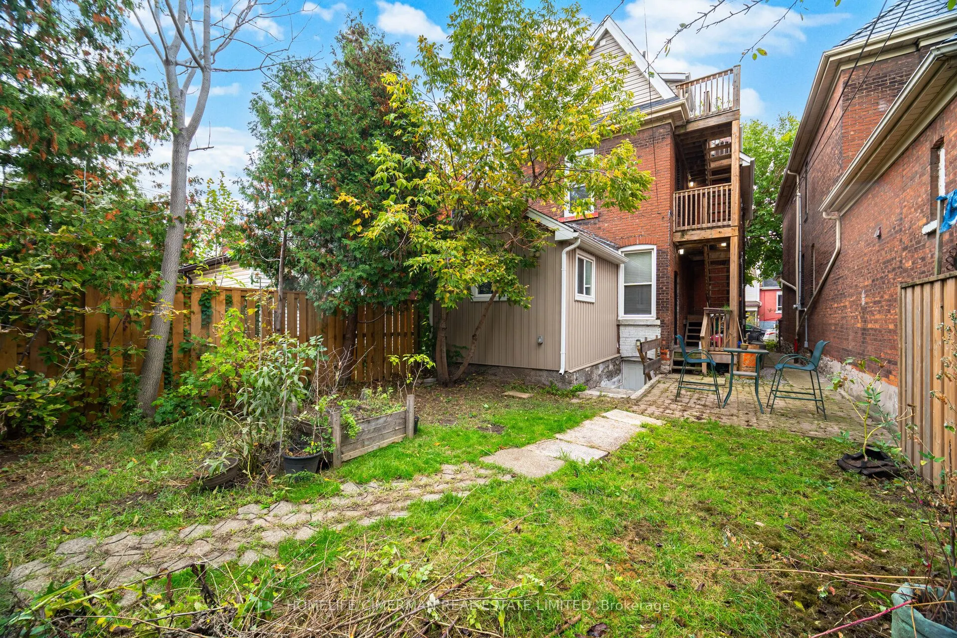 67 West Avenue N, #Unit #2 - Second Floor