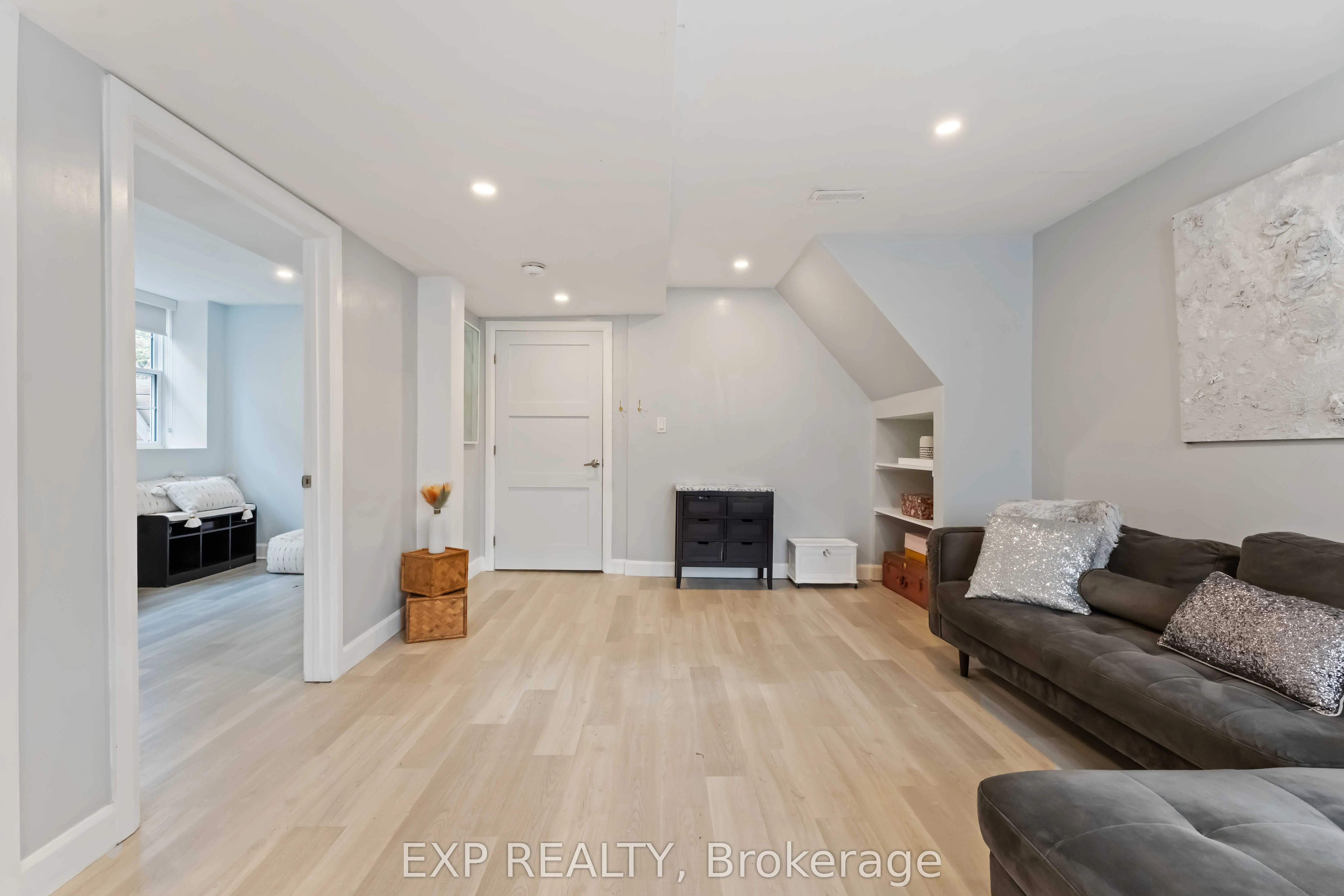 1223 Kitchener Avenue, #B