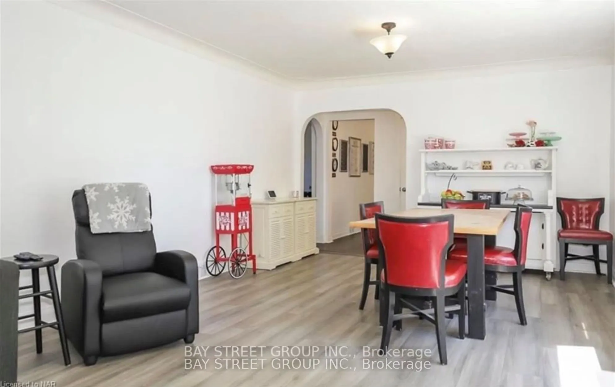 6565 Stamford Green Drive