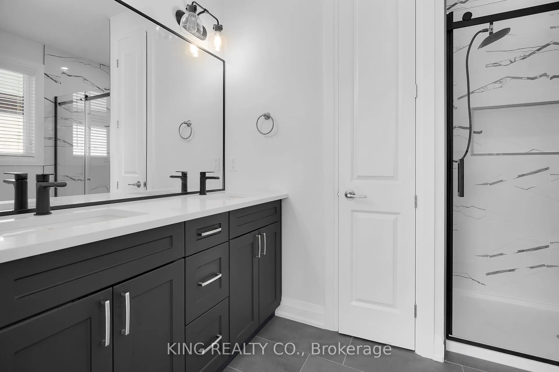 383 Daventry Way, #21