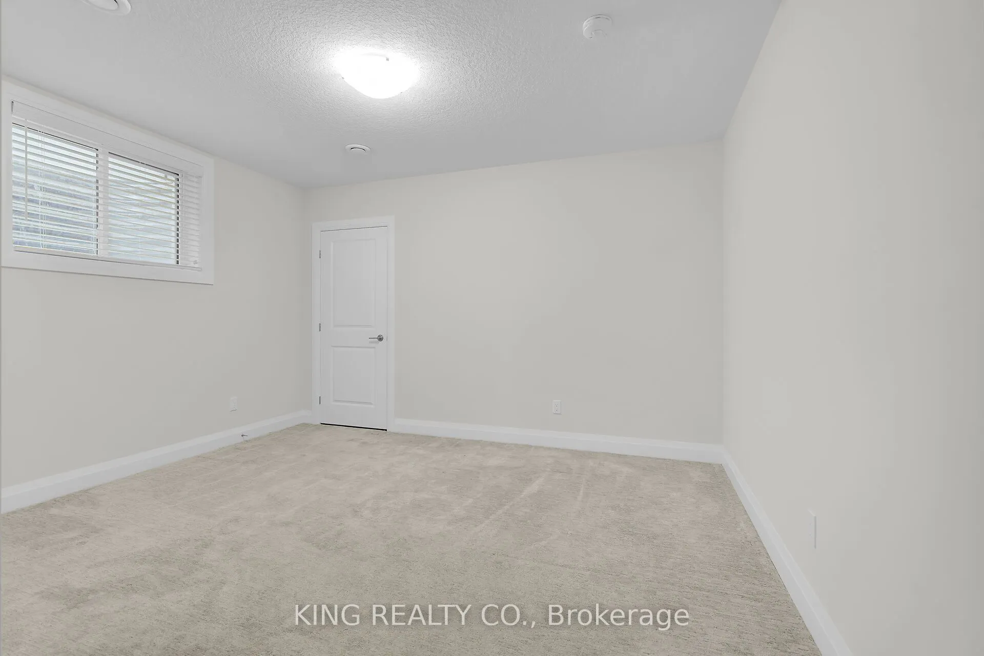 383 Daventry Way, #21