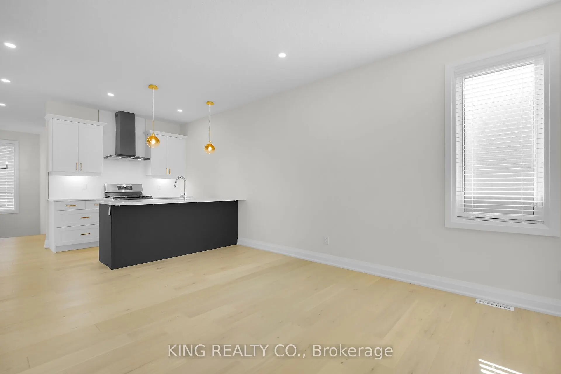 383 Daventry Way, #21