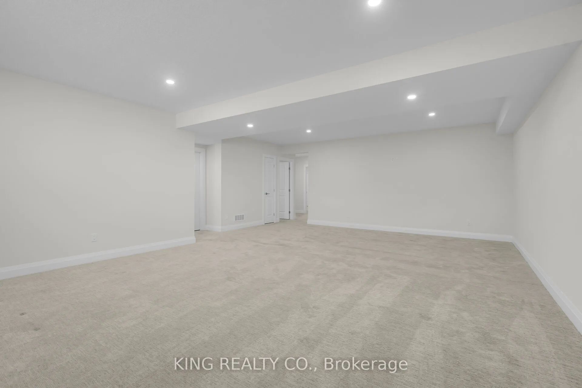 383 Daventry Way, #21