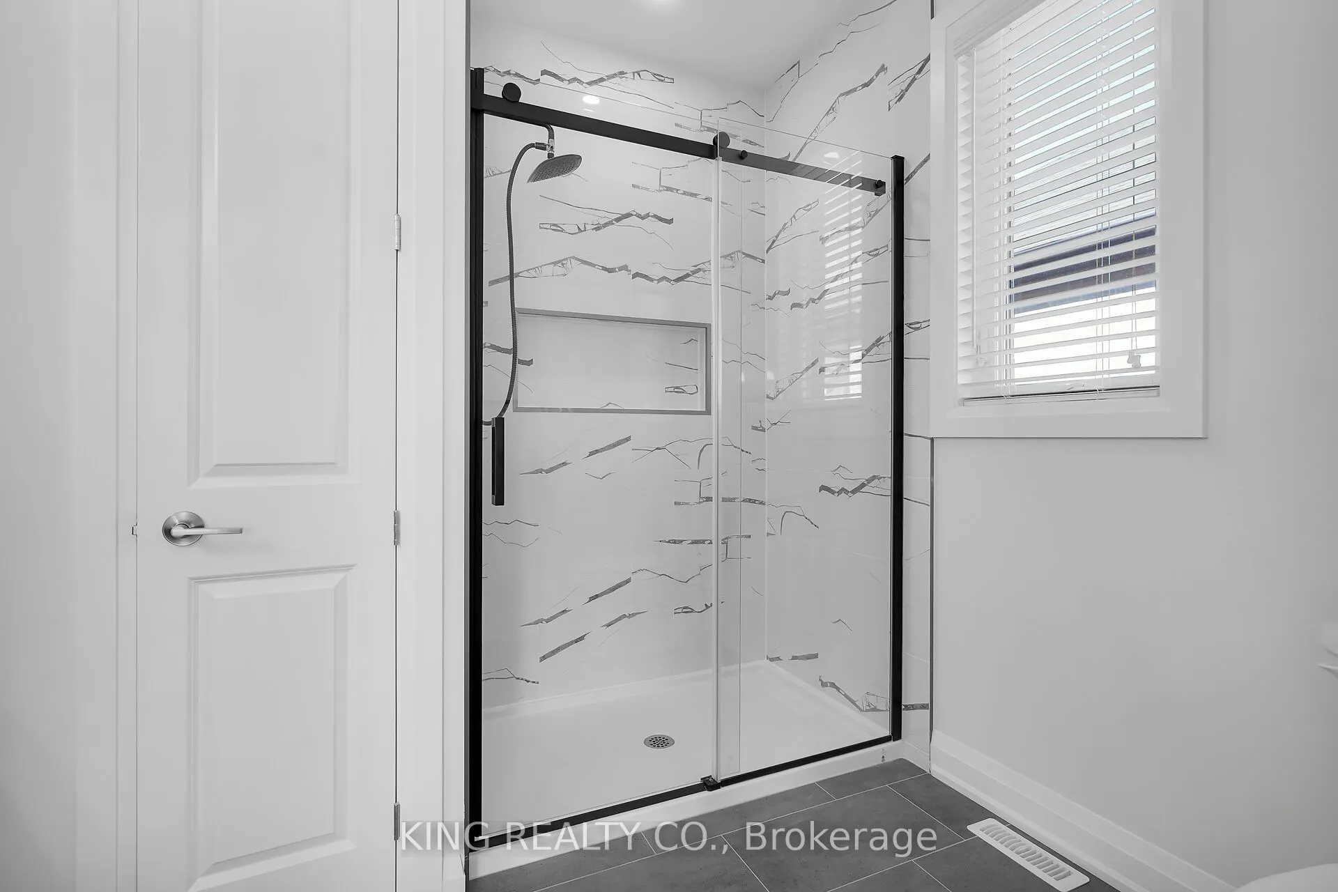 383 Daventry Way, #21