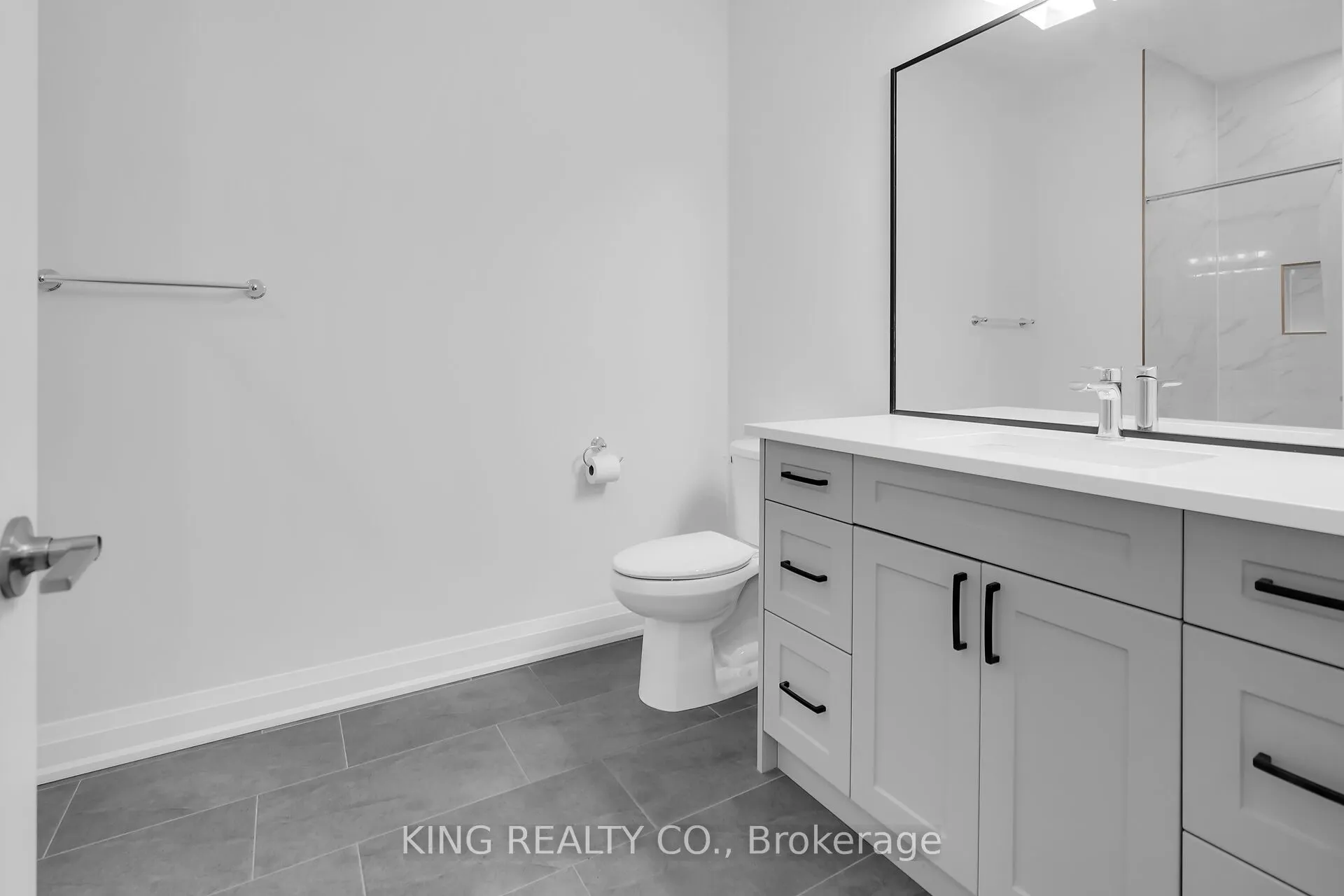 383 Daventry Way, #21