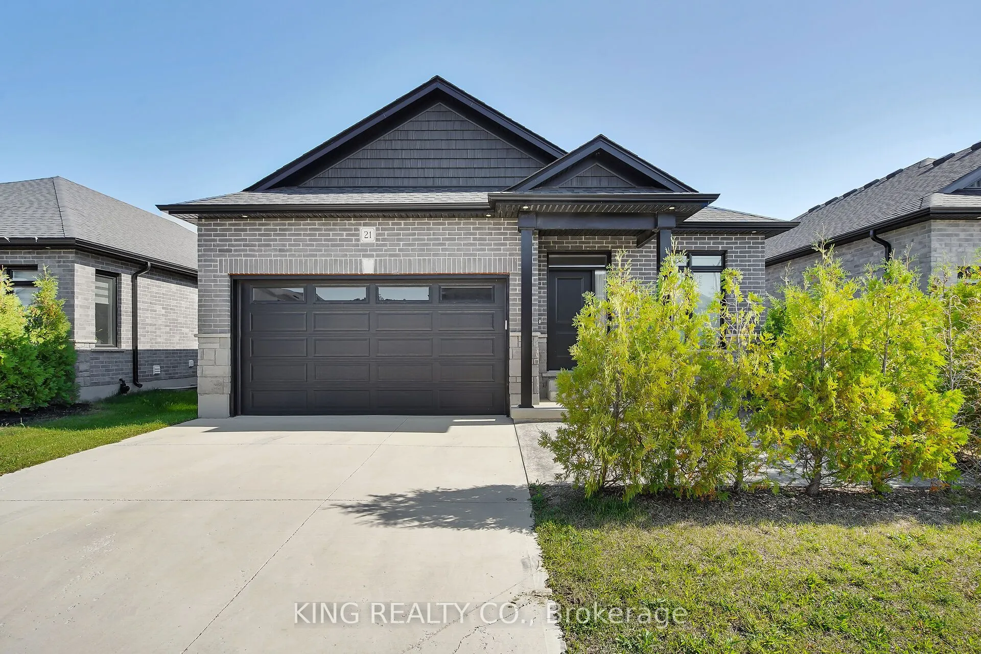383 Daventry Way, #21