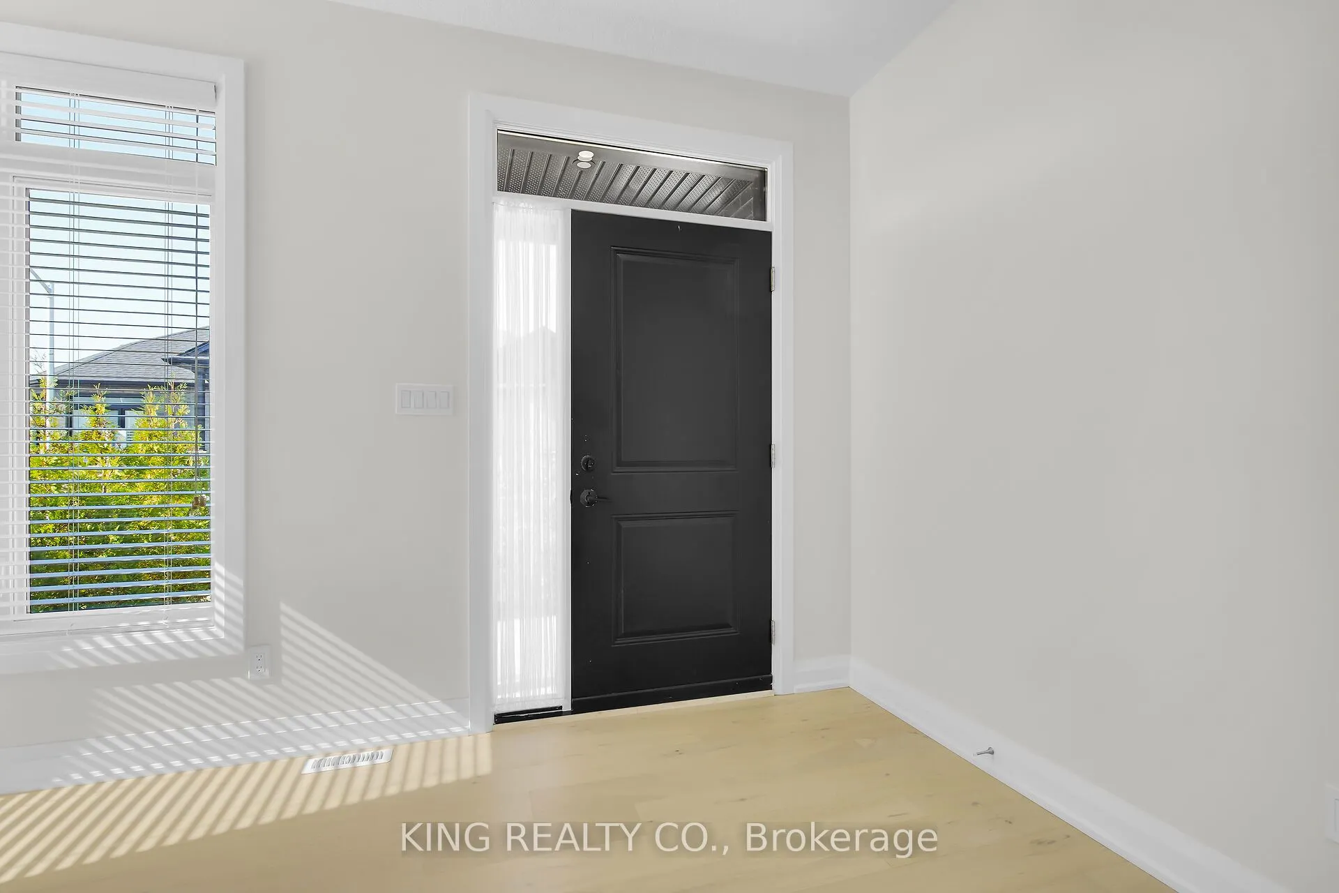 383 Daventry Way, #21