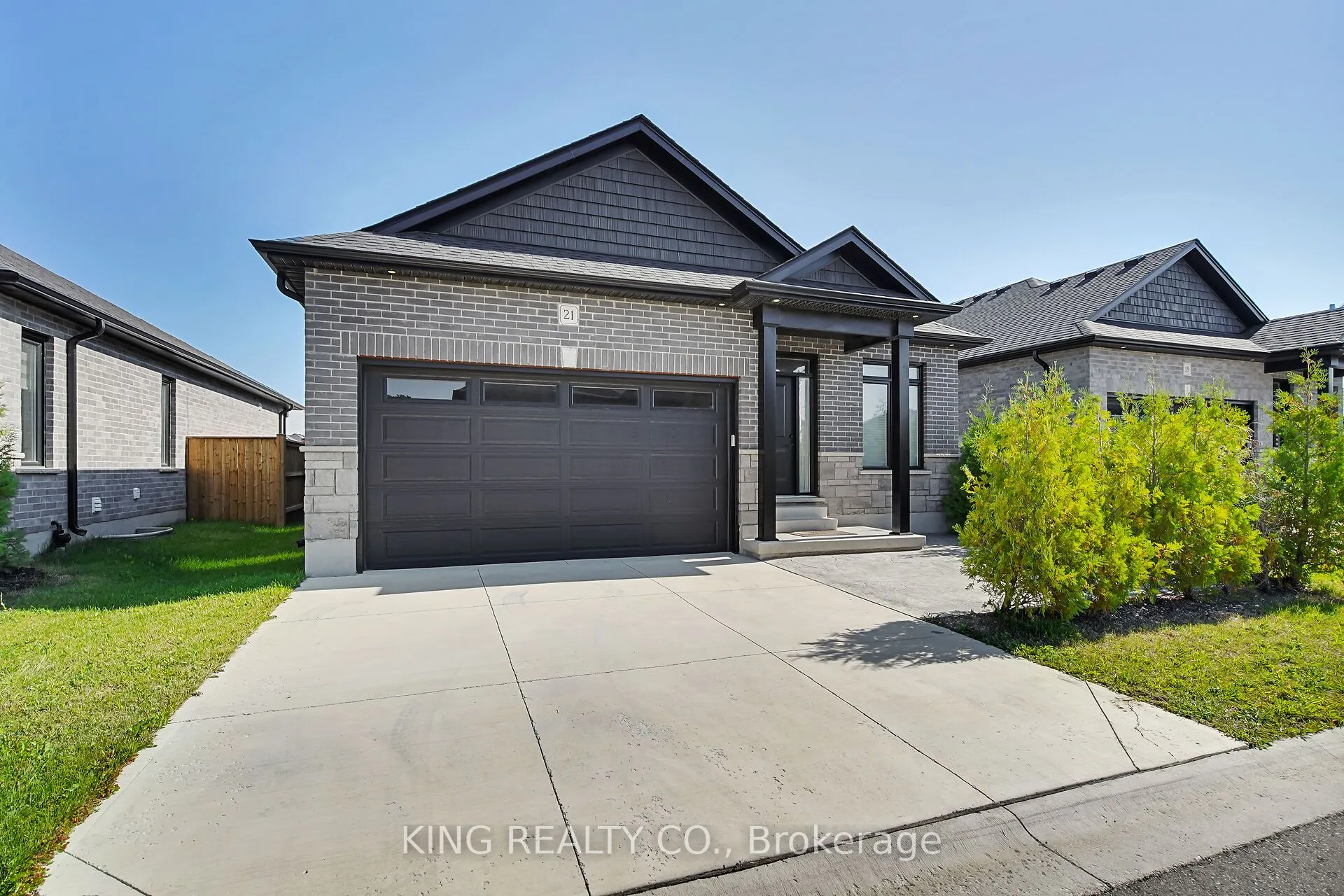 383 Daventry Way, #21