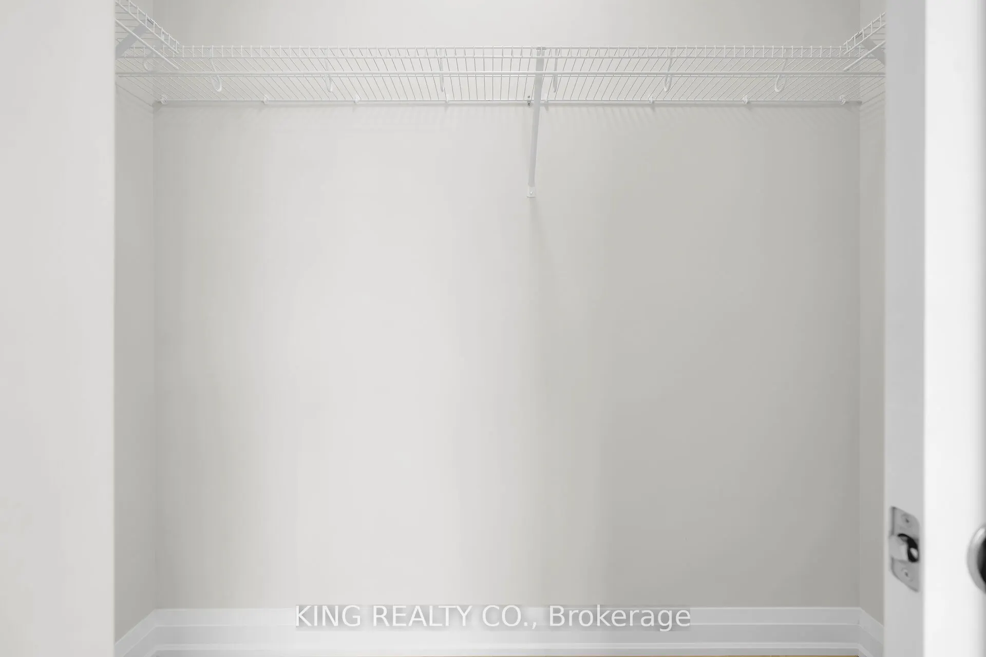 383 Daventry Way, #21