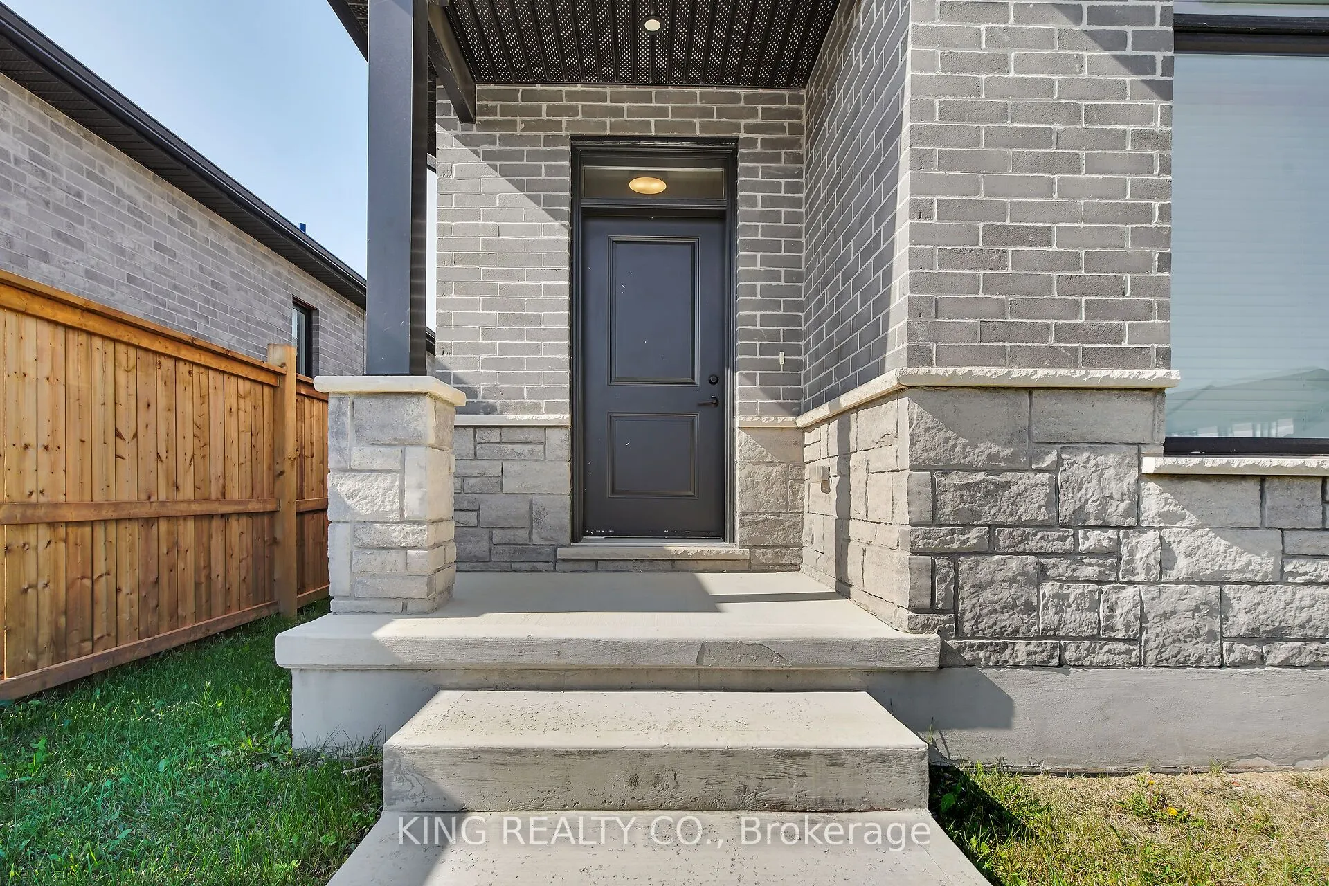 383 Daventry Way, #21