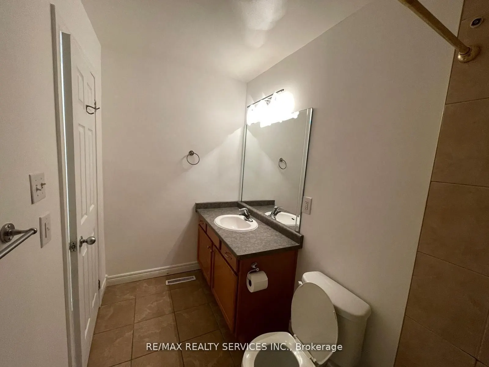 1730 Columbia Court, #97