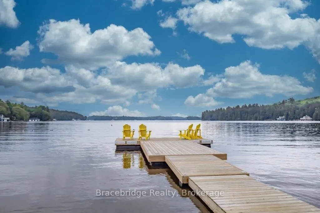 1869 Muskoka Rd 118 W Highway, #16