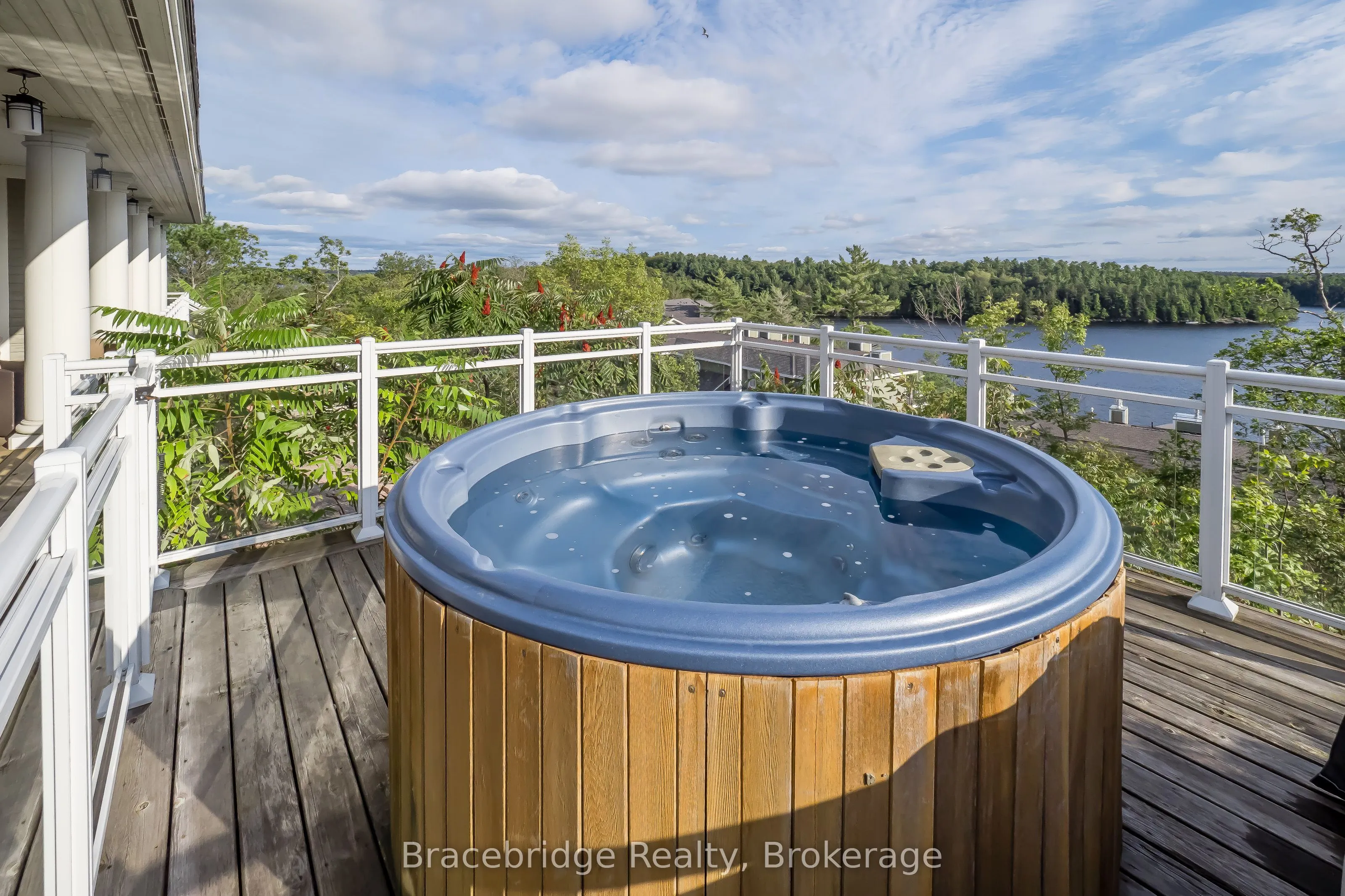 1869 Muskoka Rd 118 W Highway, #16