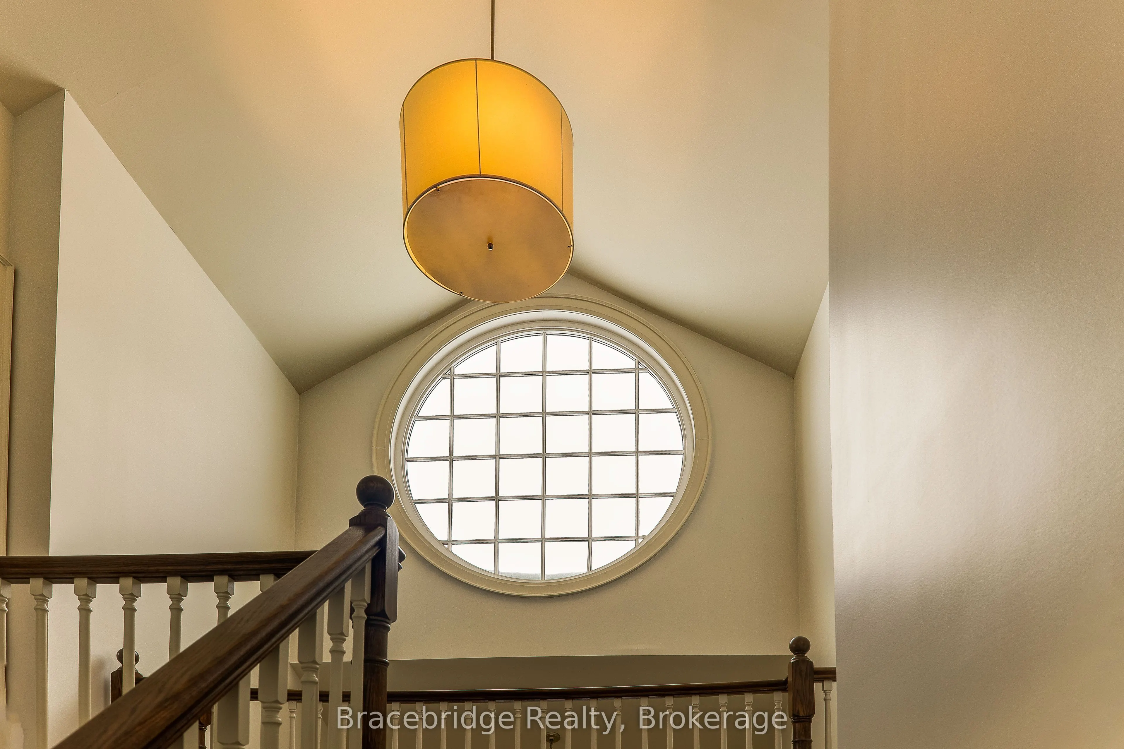 1869 Muskoka Rd 118 W Highway, #16