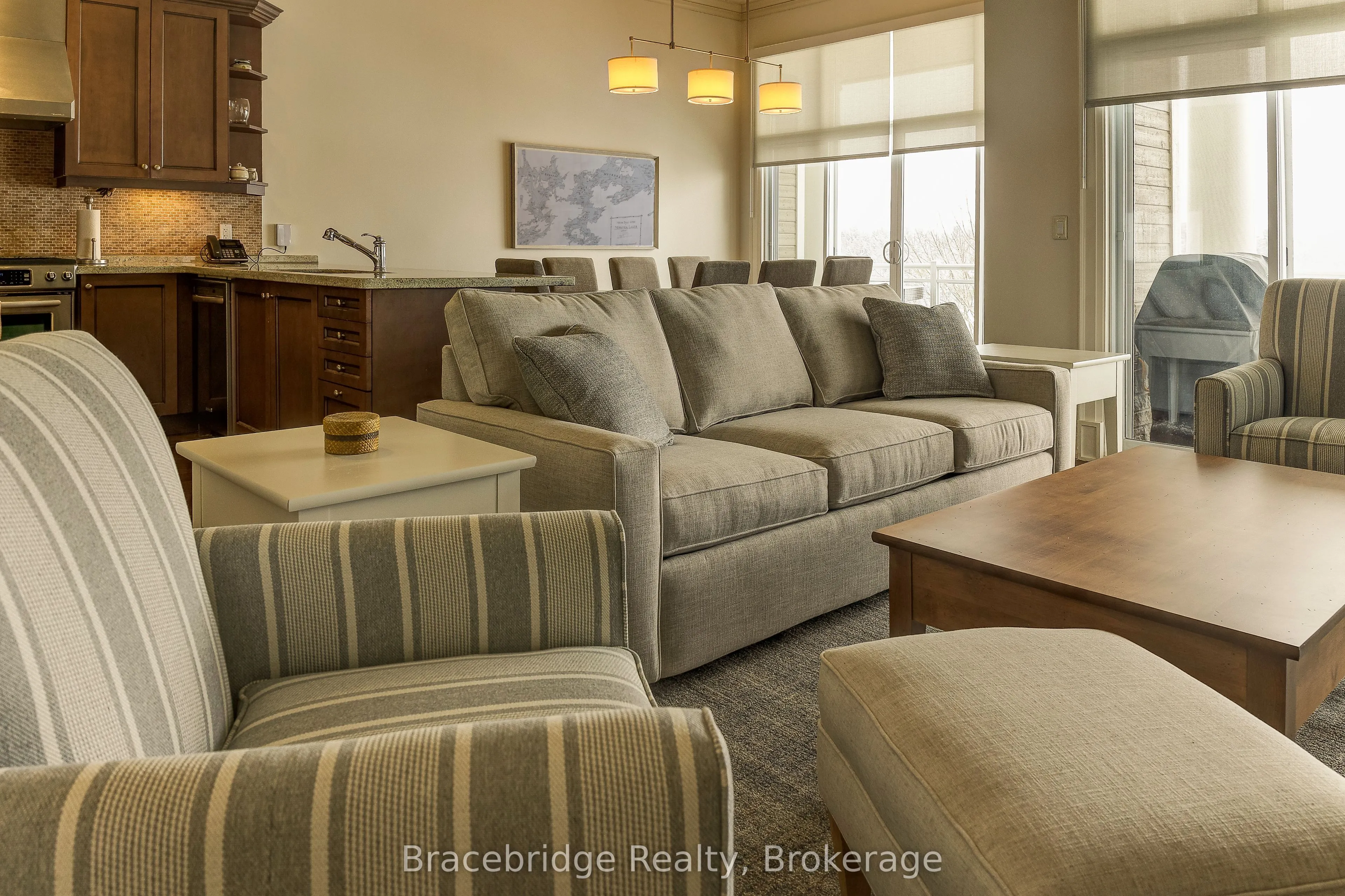 1869 Muskoka Rd 118 W Highway, #16