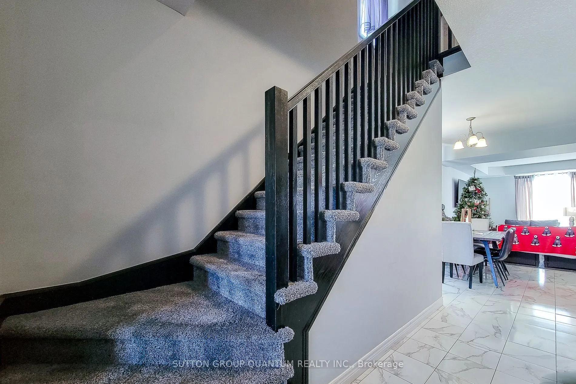 33 Fairgrounds Drive