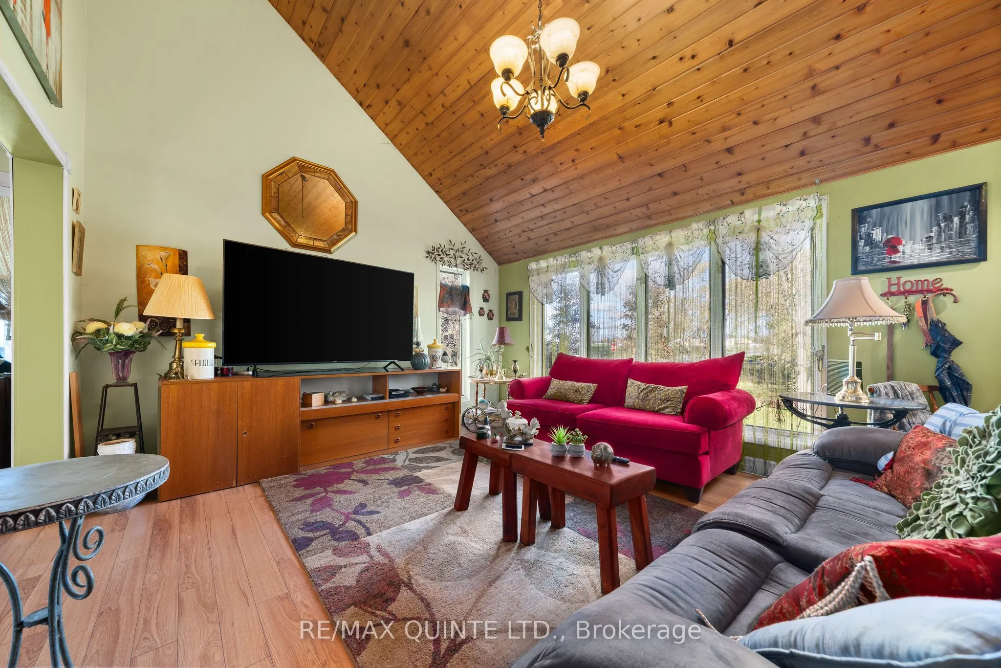 144 Wellington Street