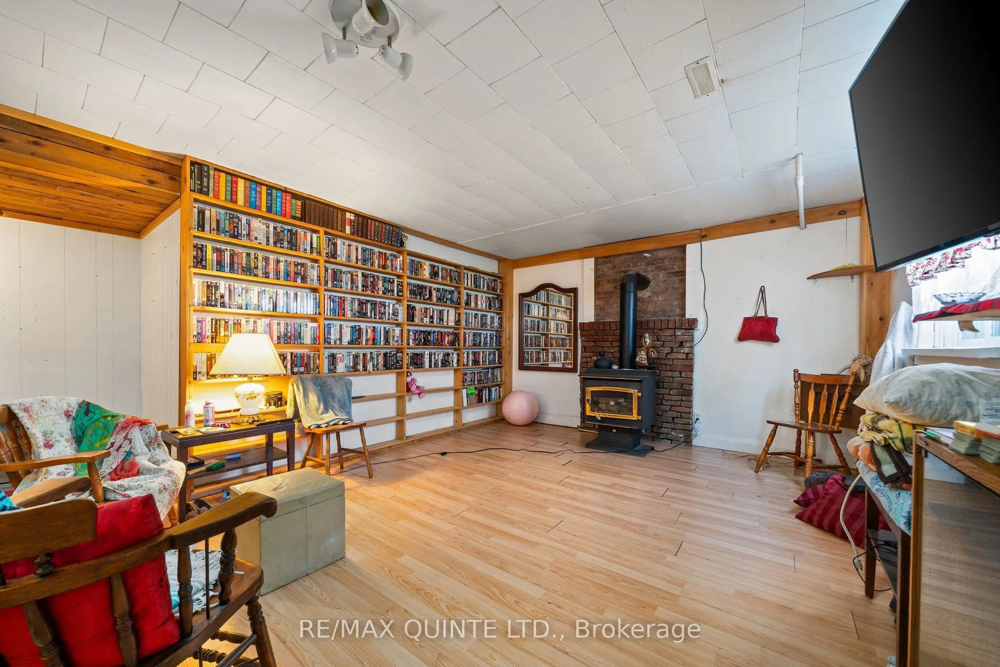 144 Wellington Street