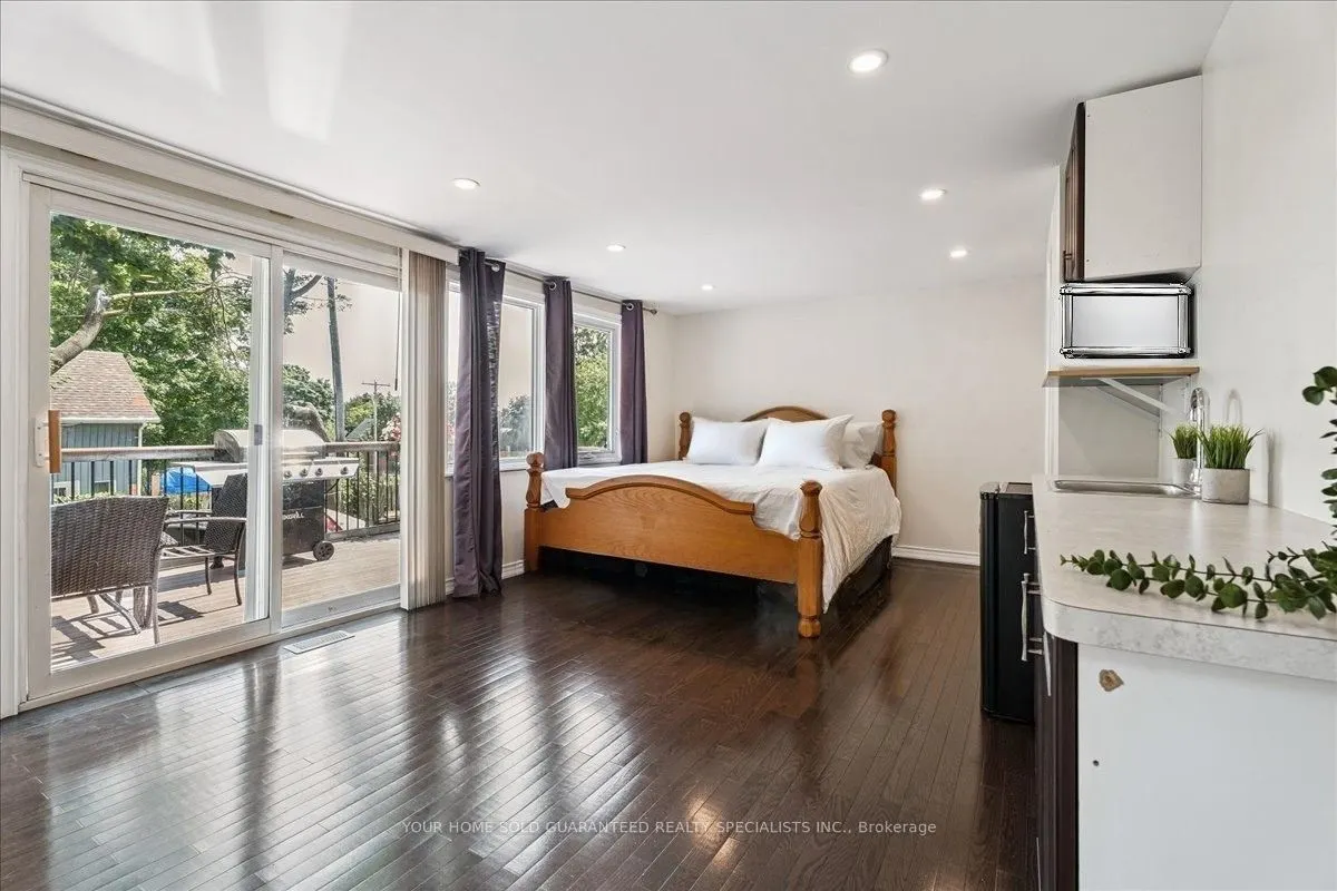 501 Owen Sound Street