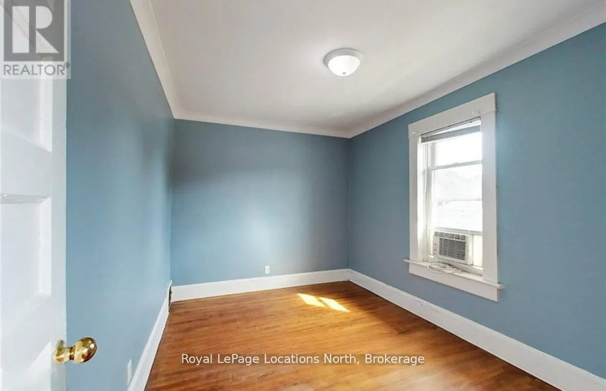 124 Sykes st Street S