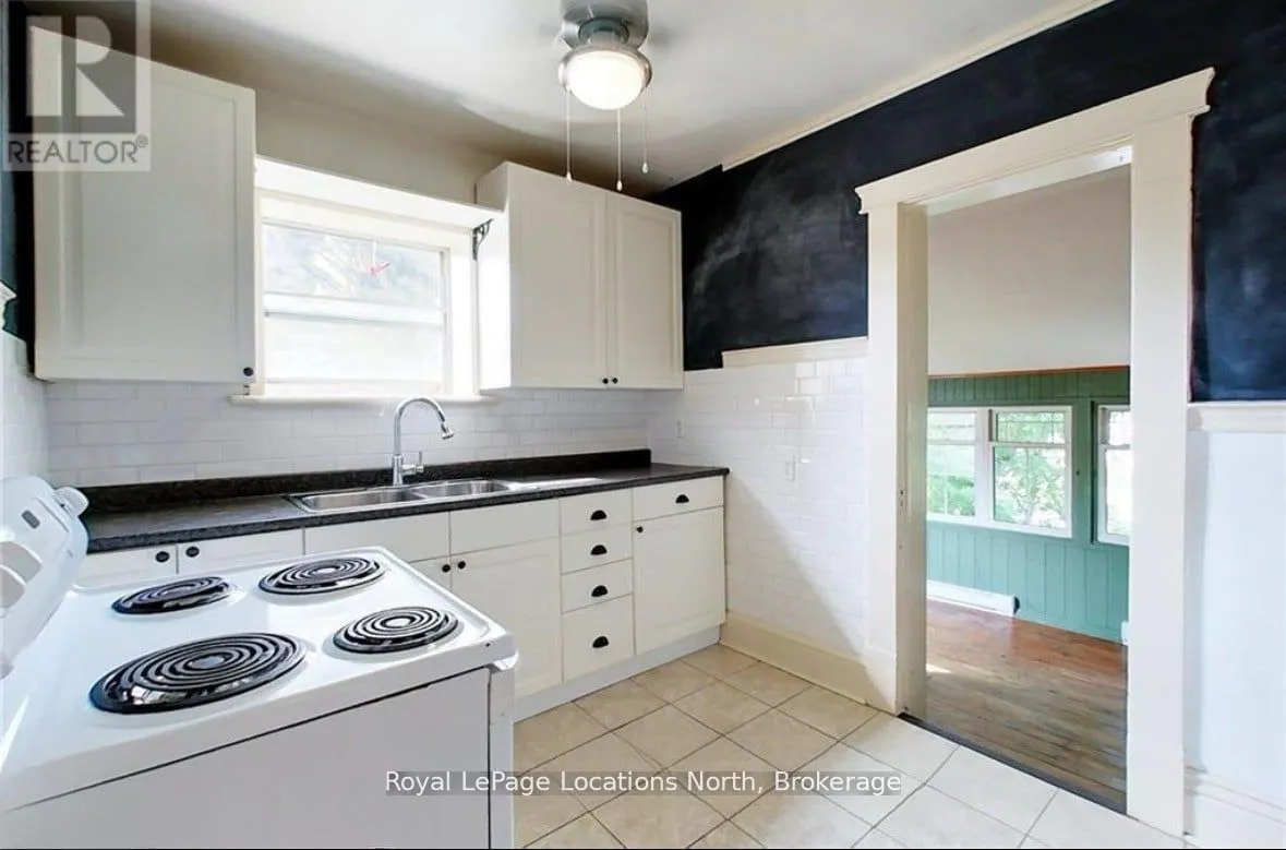 124 Sykes st Street S