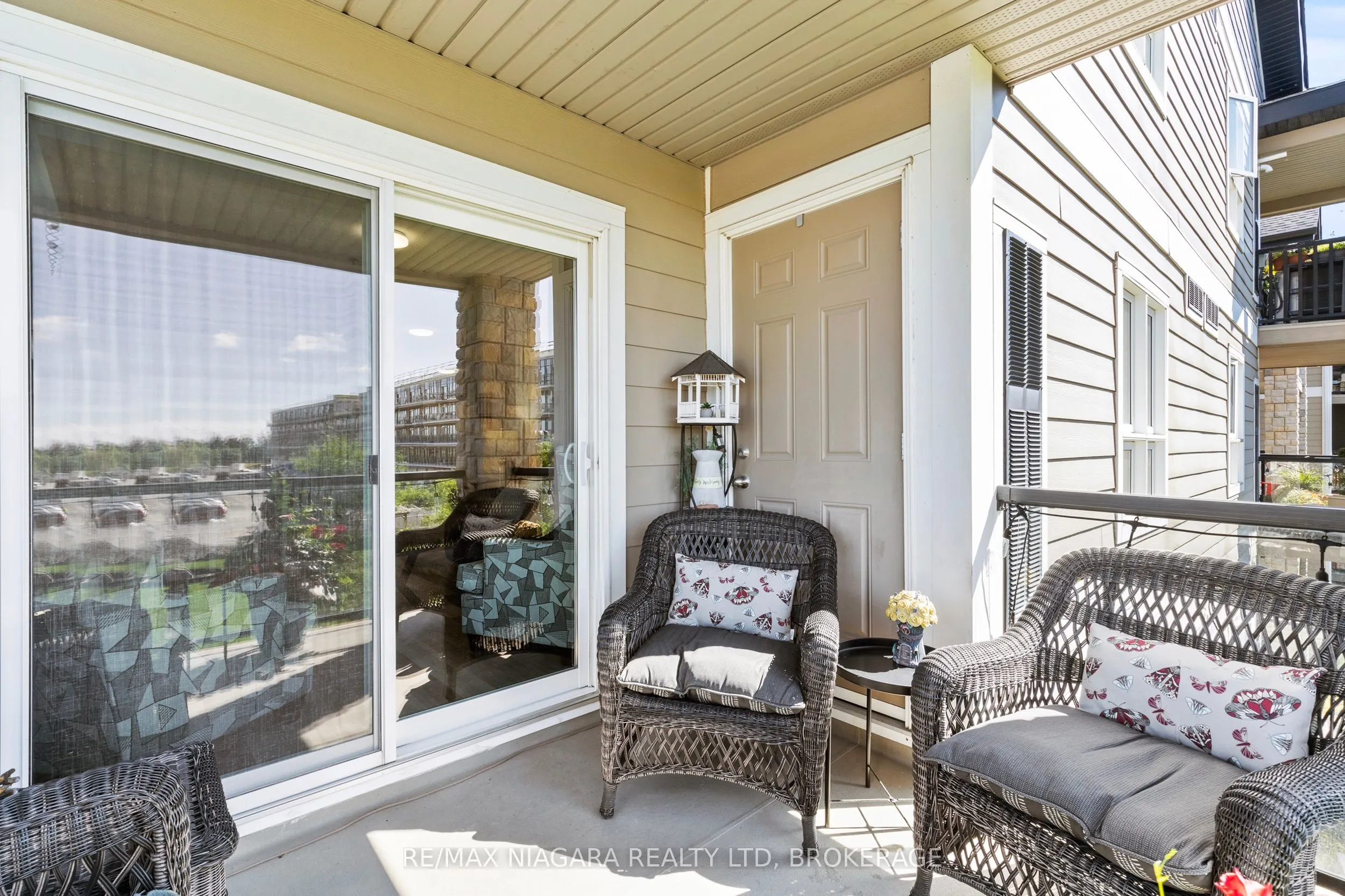 330 PRINCE CHARLES Drive, #1304